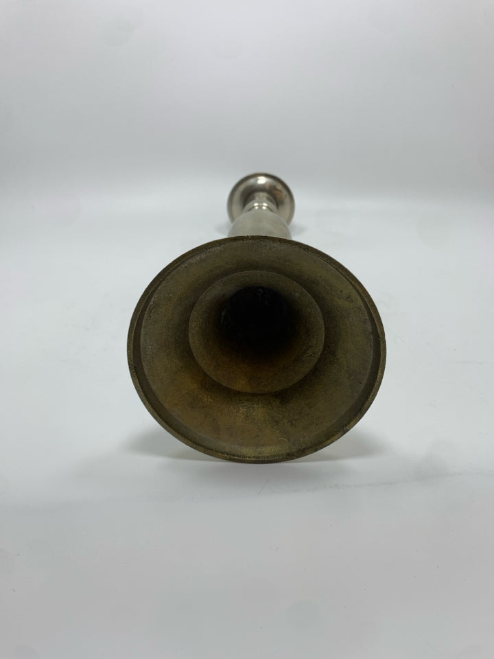 SILVER FINISH CANDLESTICK HOLDER.