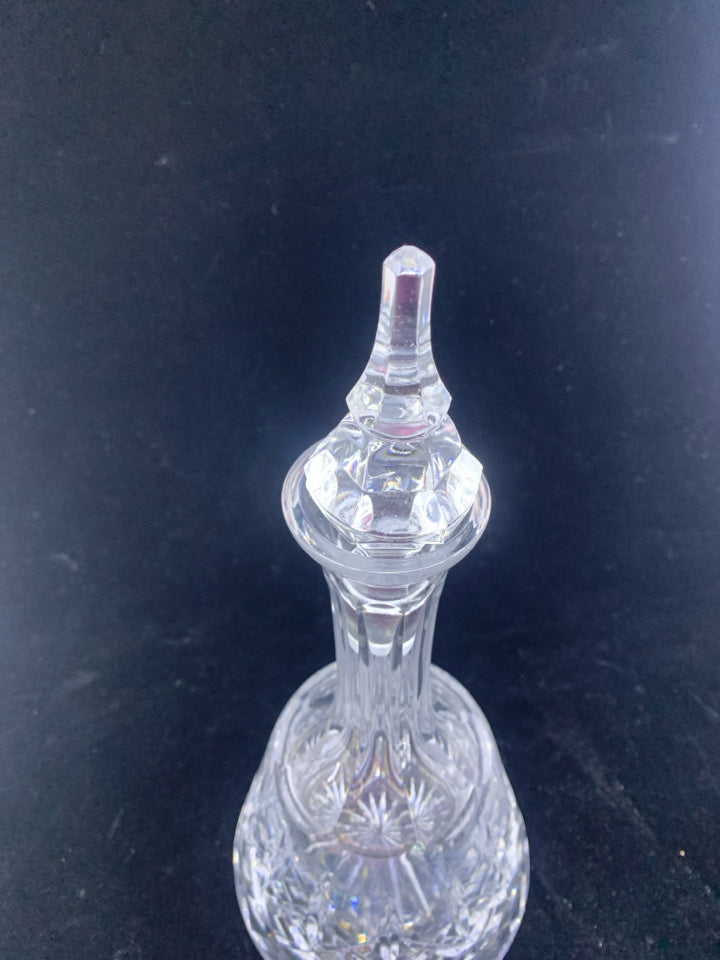 ATLANTIS CUT GLASS CRYSTAL DECANTER.