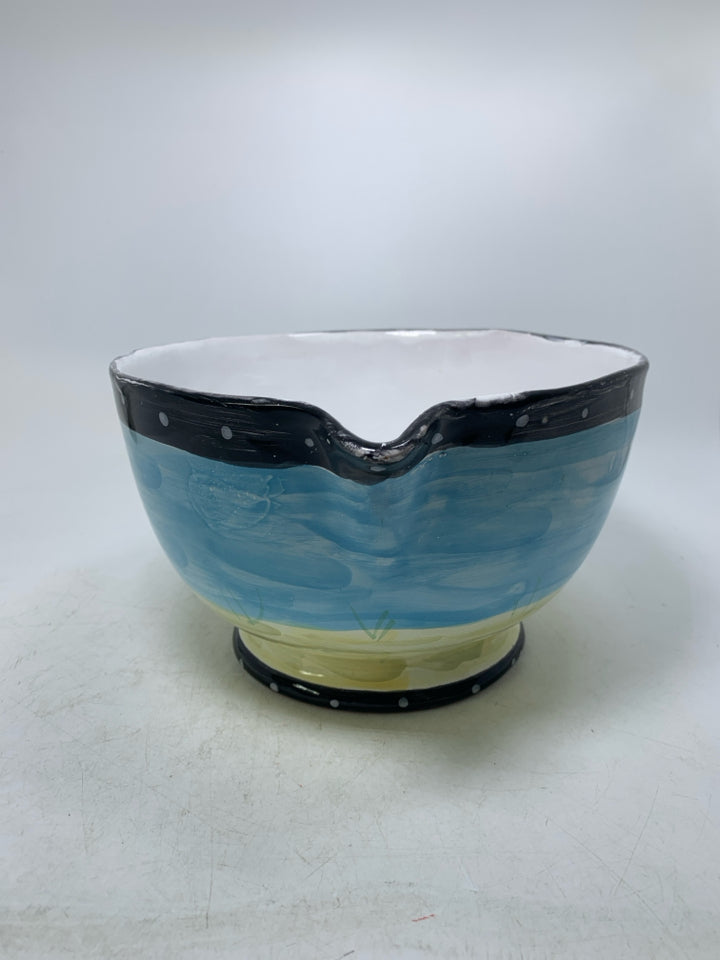 BLACK POLKA DOT ROOSTER BATTER BOWL.