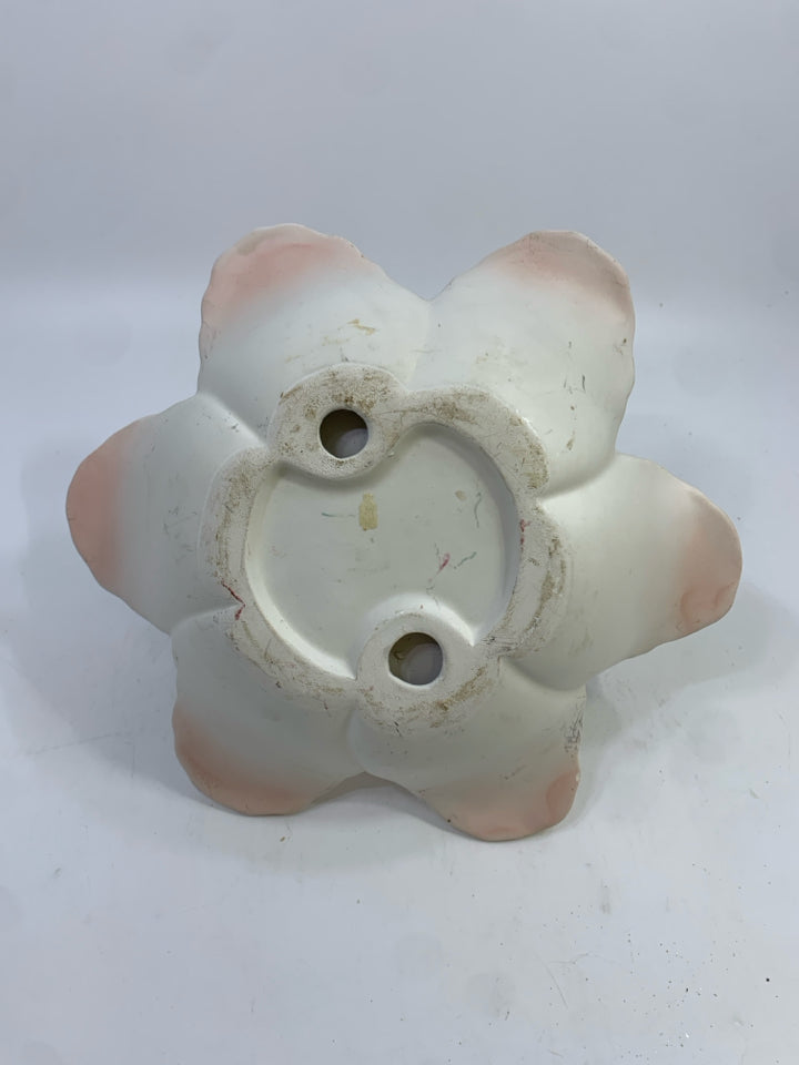 PINK FLOWER CERAMIC DISH W/GREEN HANDLE.