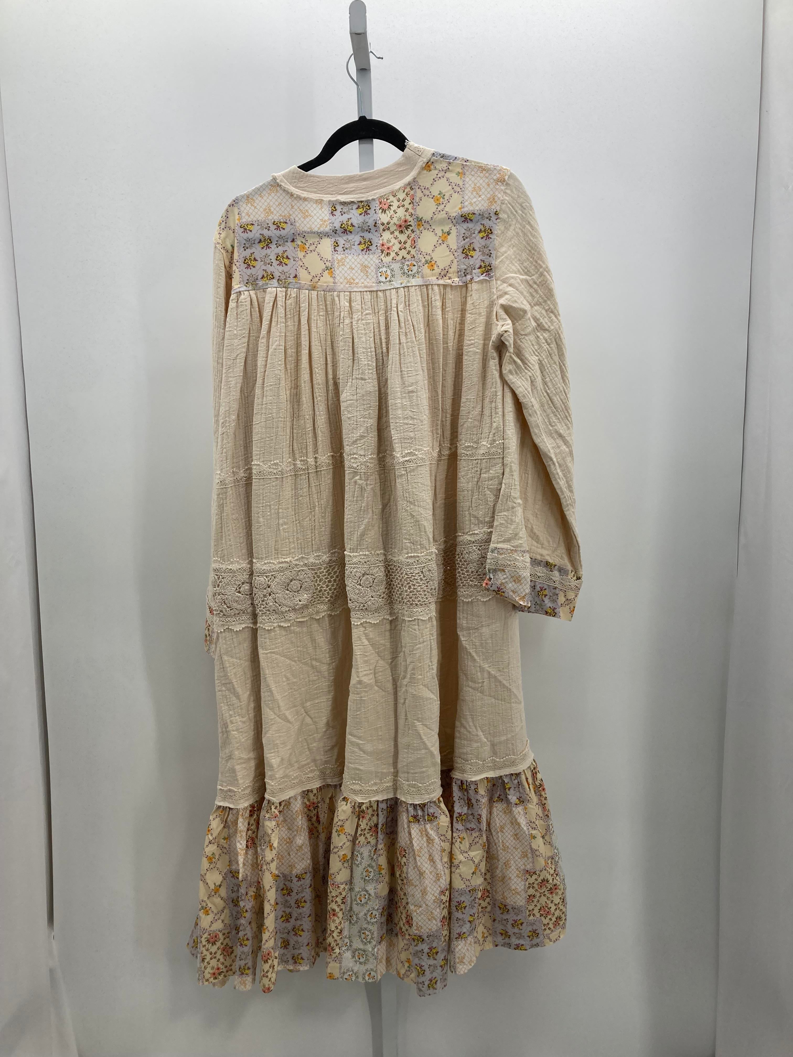 Size Medium Misses Long Sleeve Dress