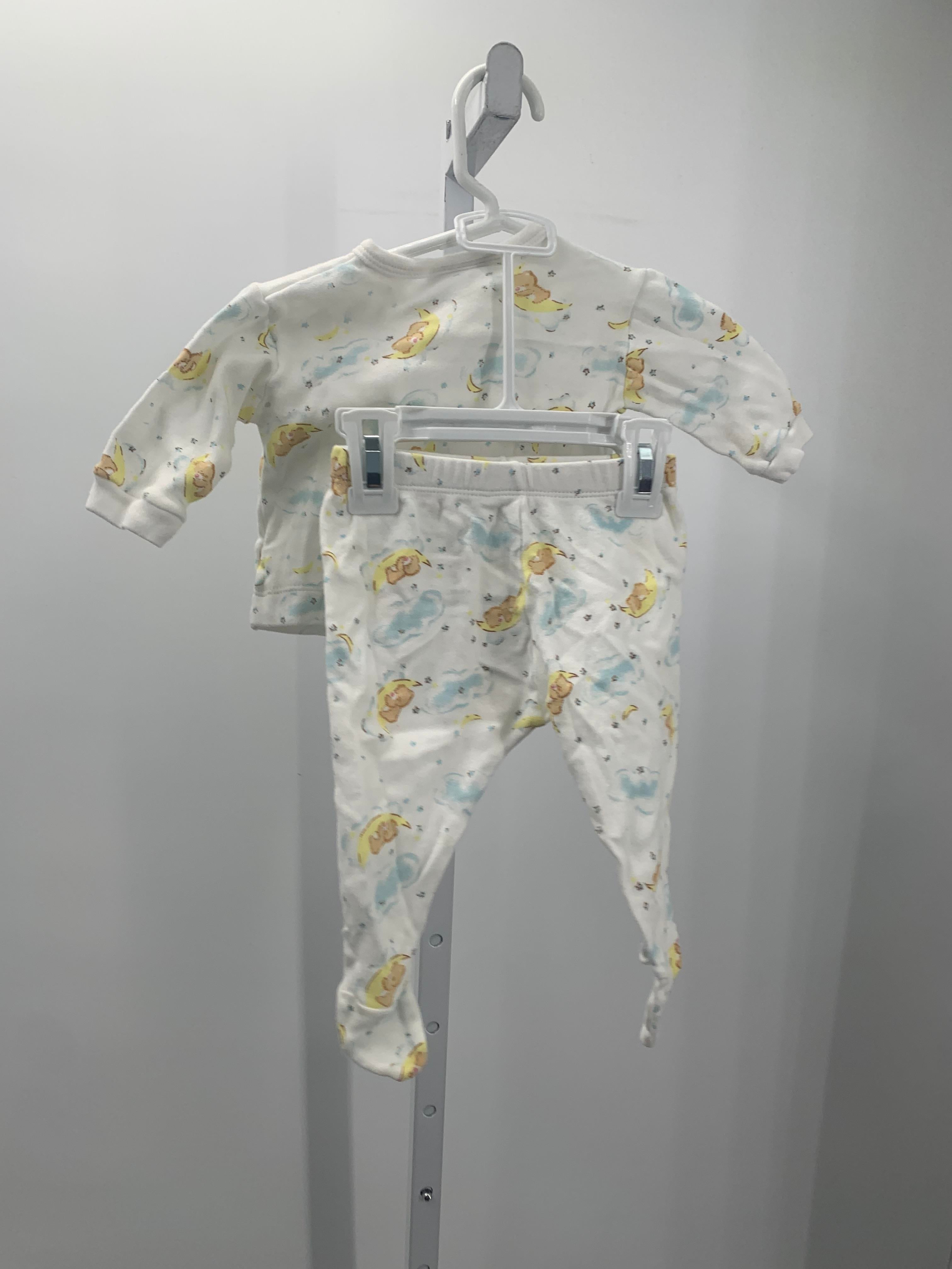 SLEEPING MOON BEARS TOP AND BOTTOMS