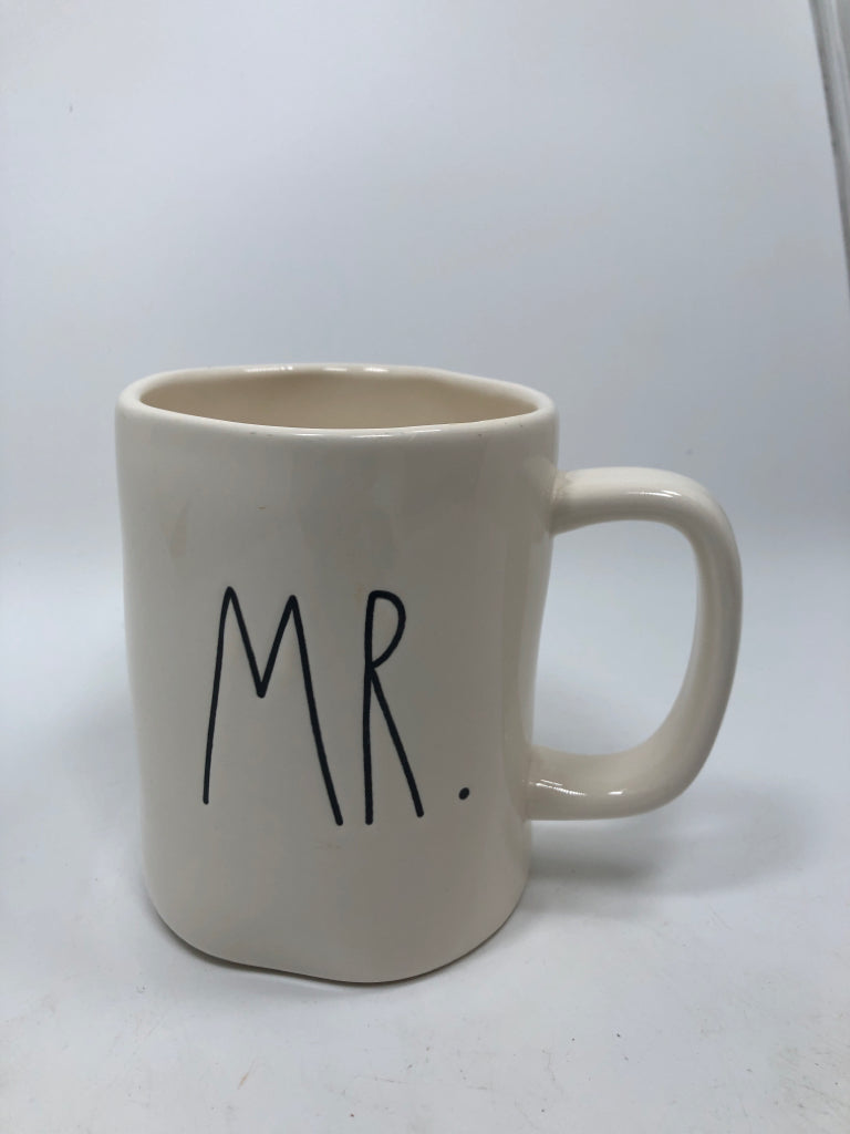 RAE DUNN MR MUG.