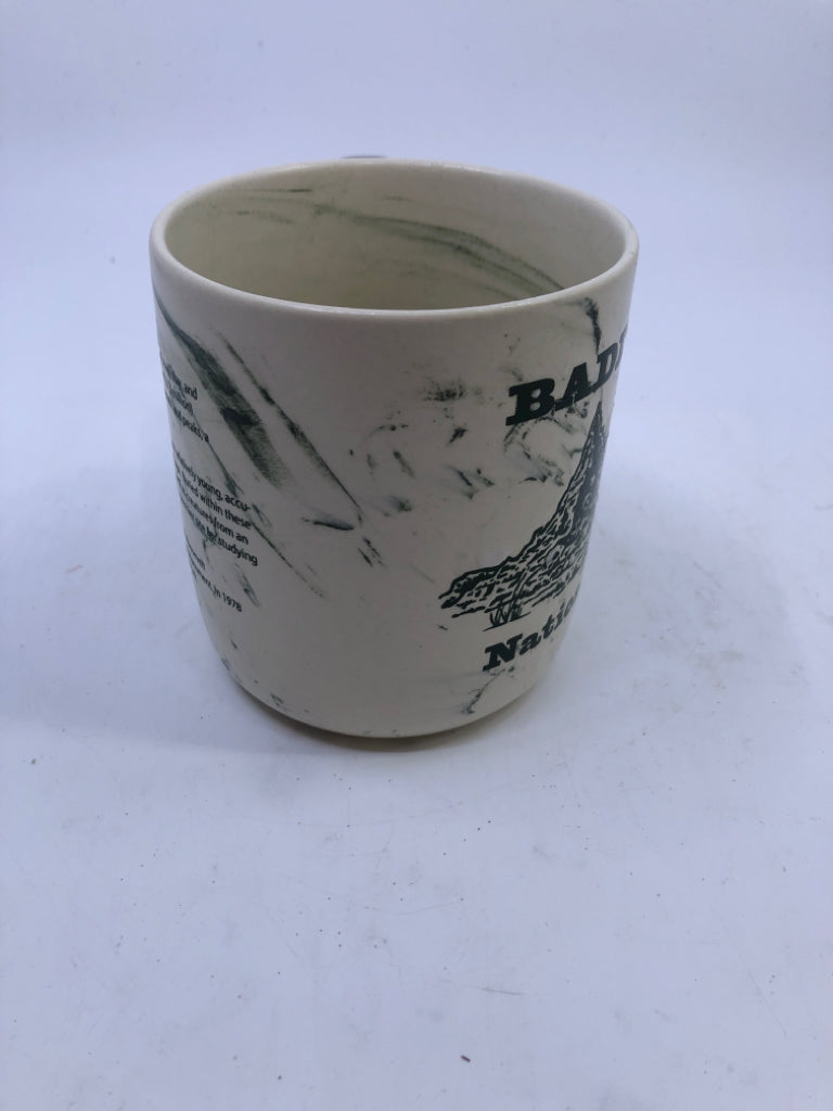 BADLANDS NATIONAL PARK MUG.
