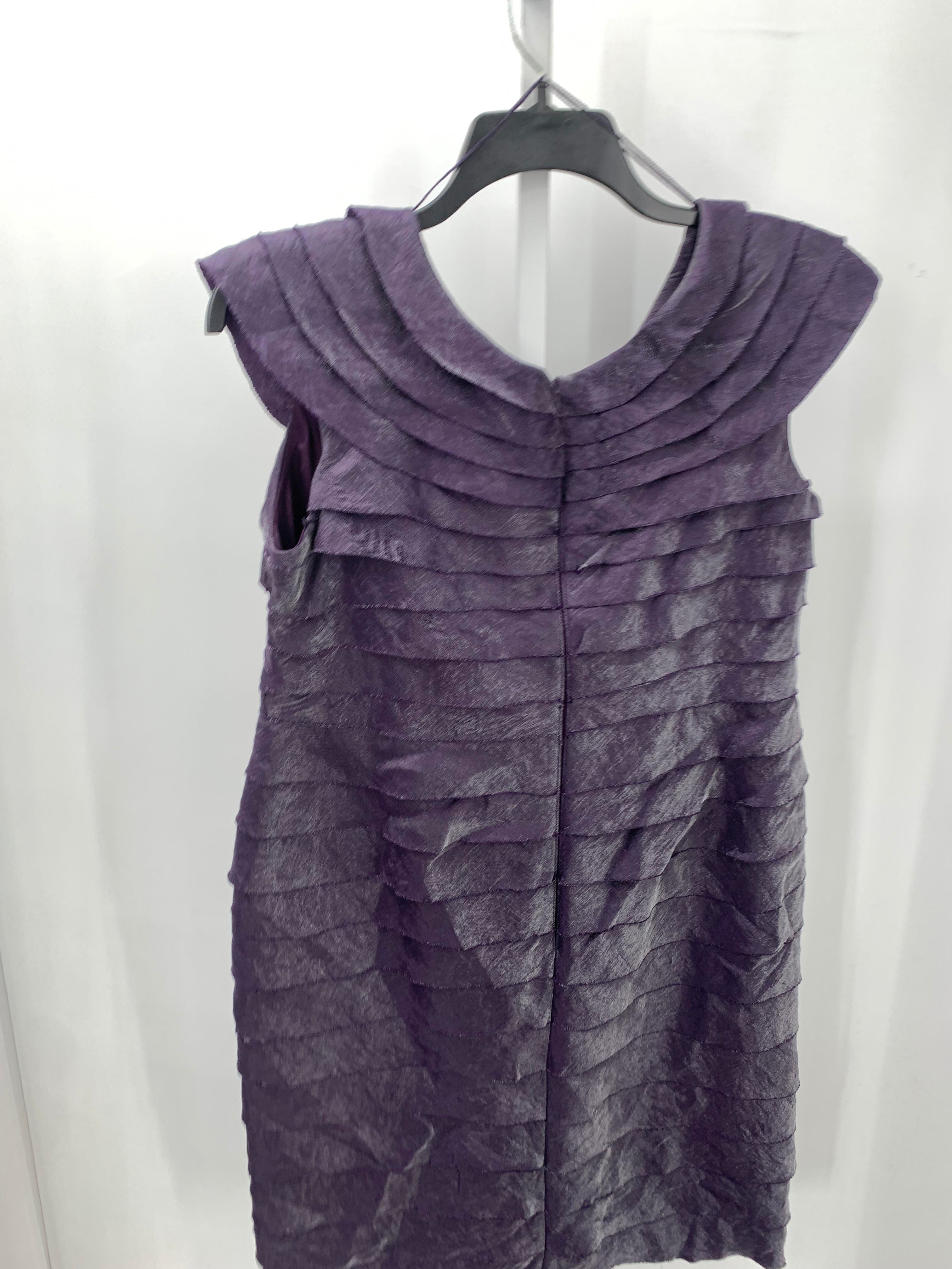 London Times Size 14 Womens Sleeveless Dress