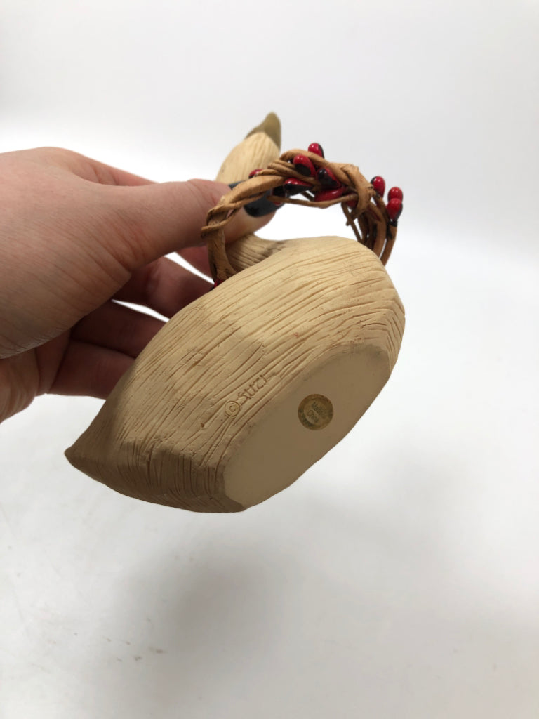 SM CARVED STYLE DUCK.