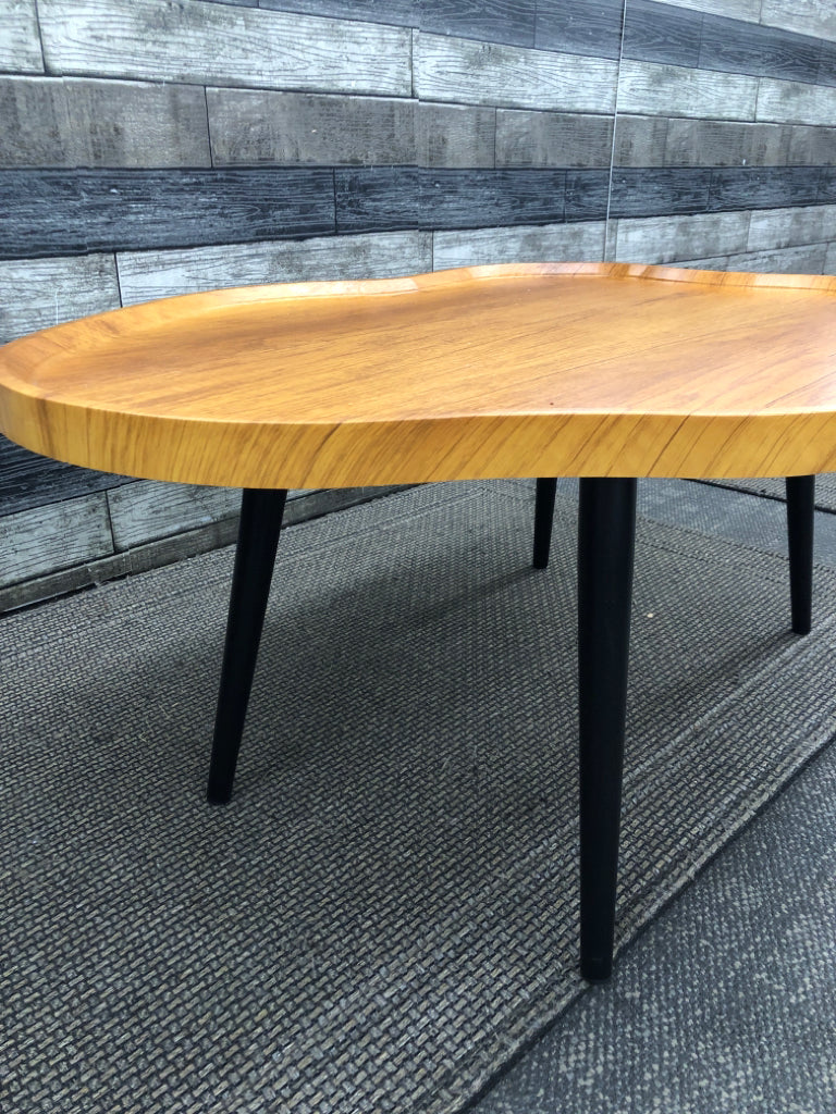 MCM STYLE CLOUD SHAPED WOOD/METAL COFFEE TABLE.