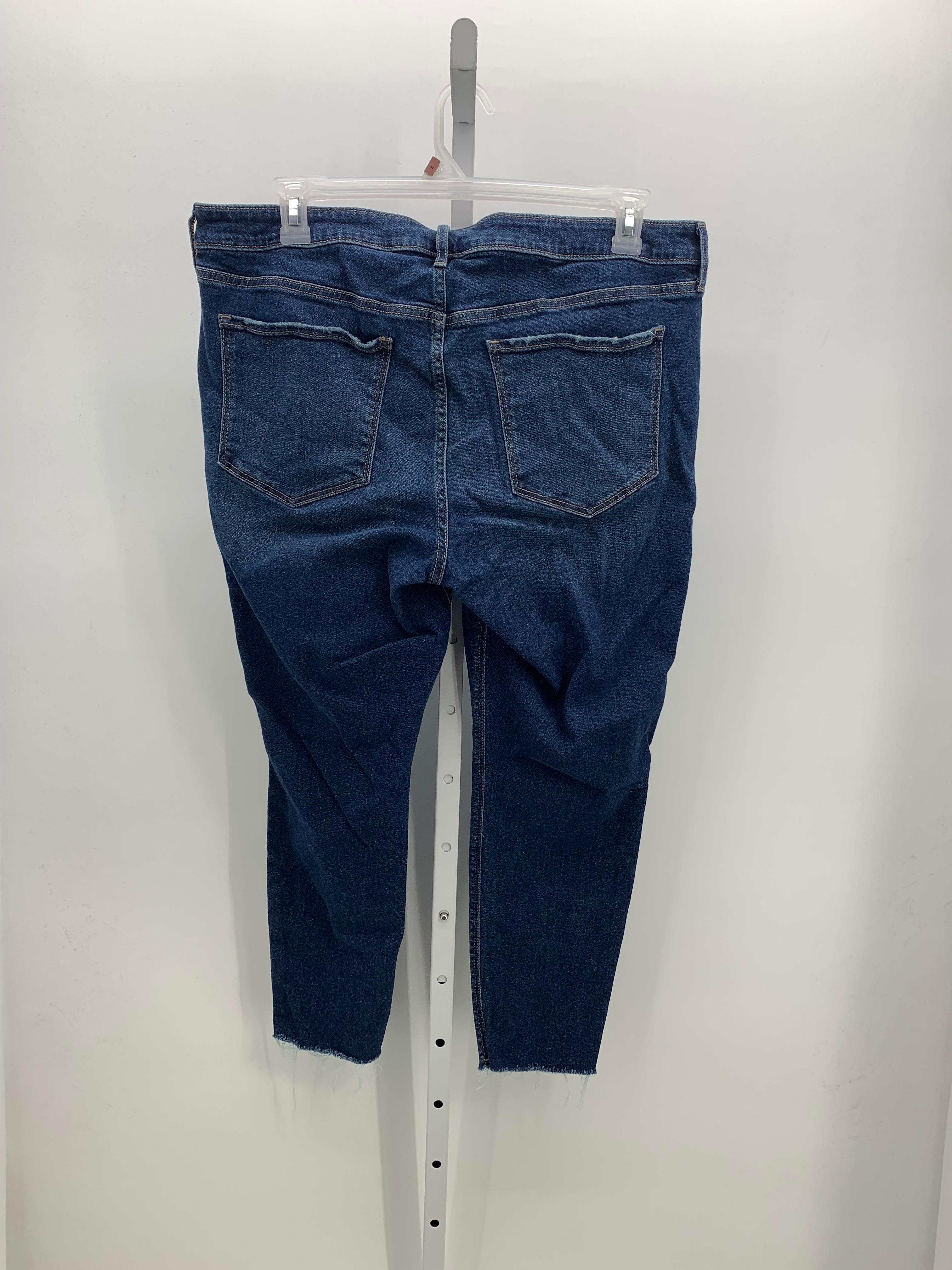 Old Navy Size 18 Misses Cropped Jeans