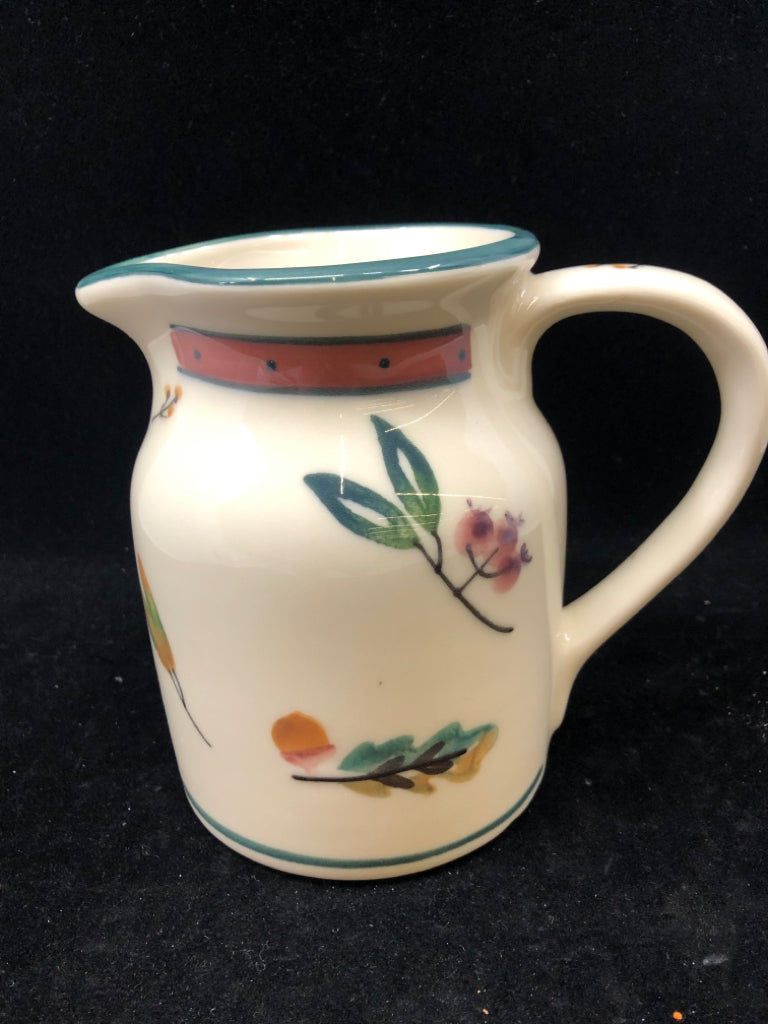 GREEN RIMMED LEAF DESIGN WOODLAND PITCHER.