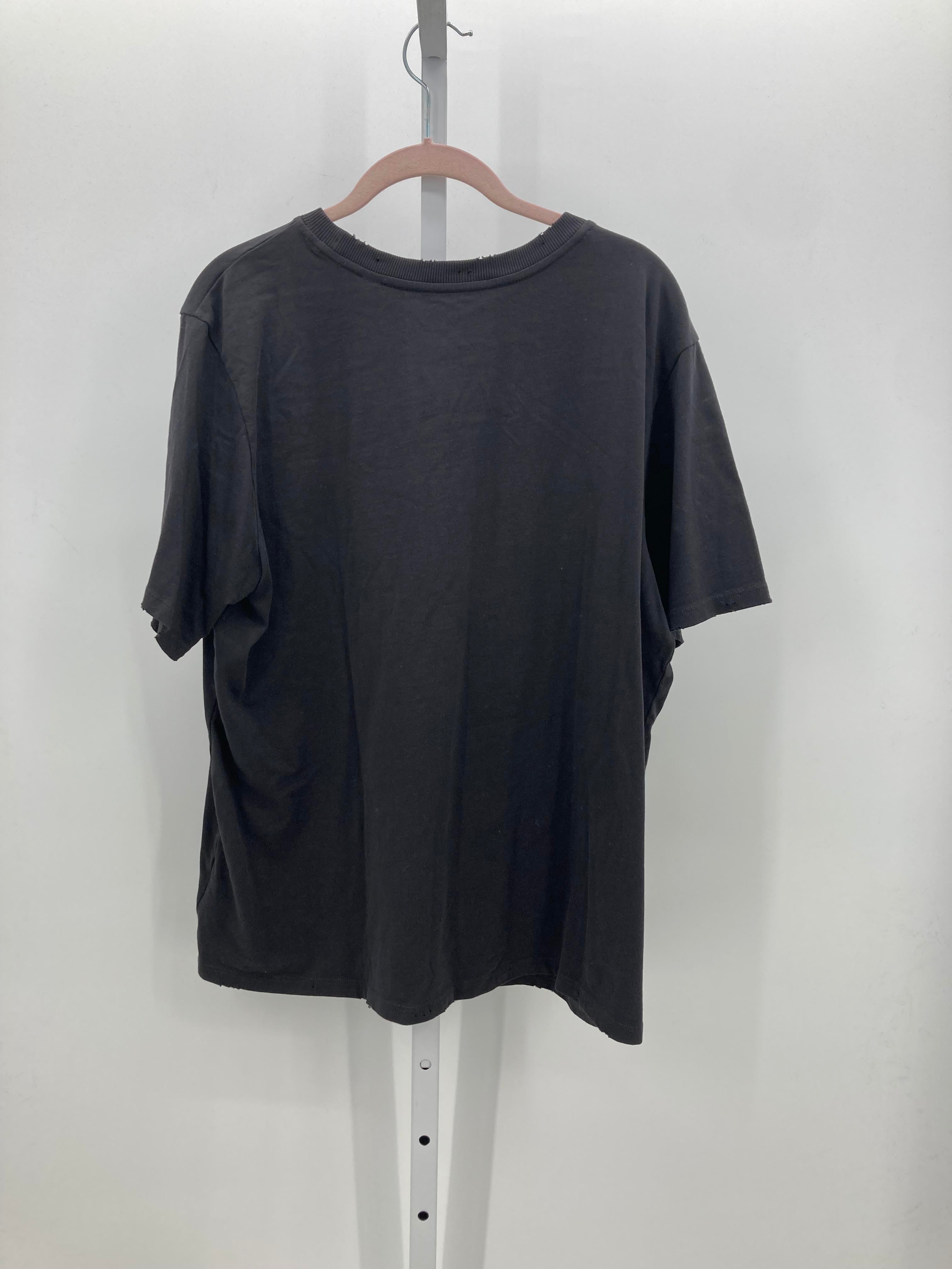 GRAPHIC KNIT TEE.