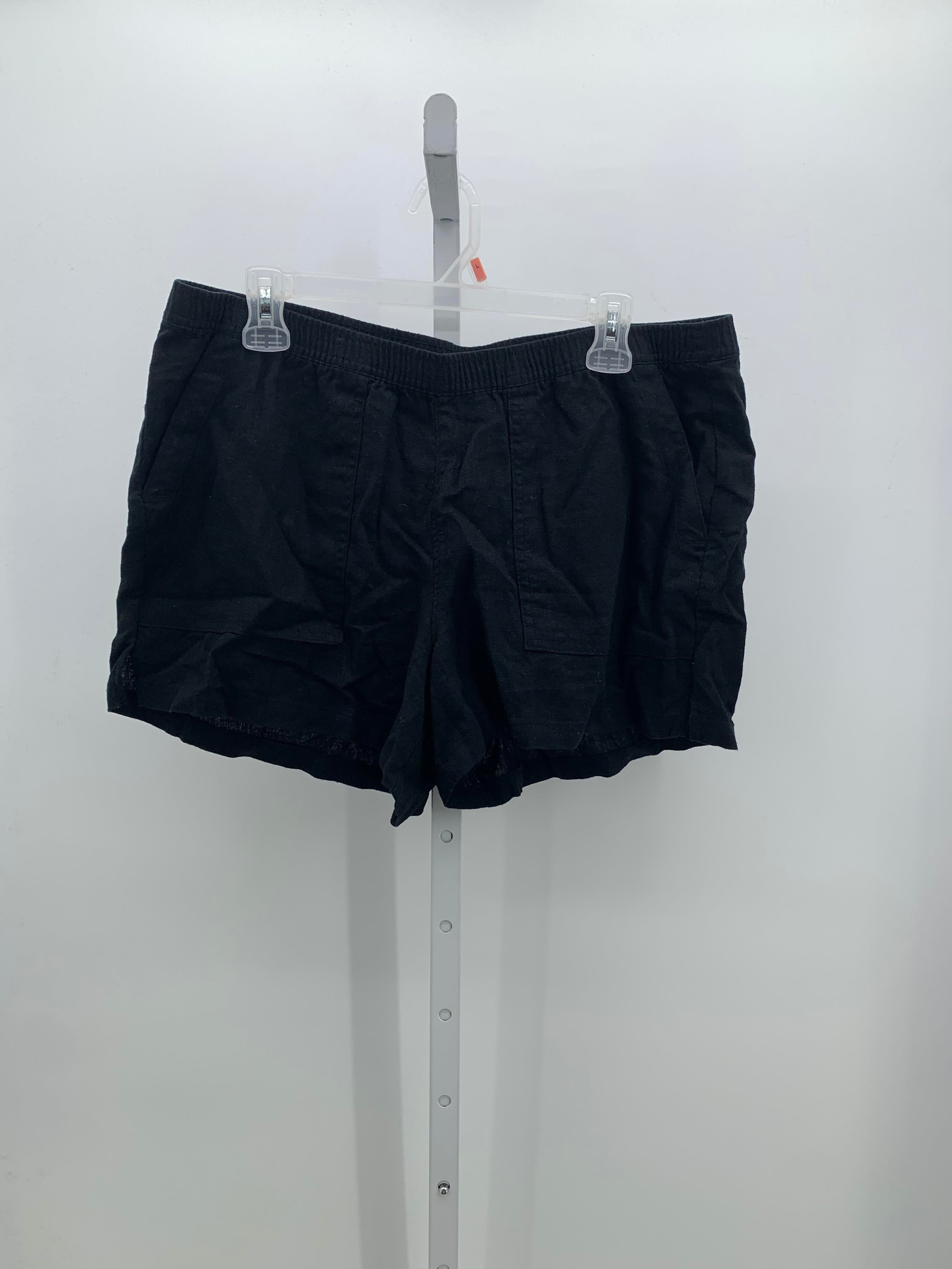 Universal Thread Size Medium Misses Shorts