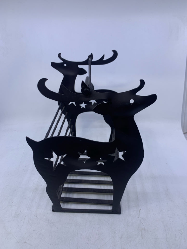 METAL REINDEER W/ STAR CUTOUTS .