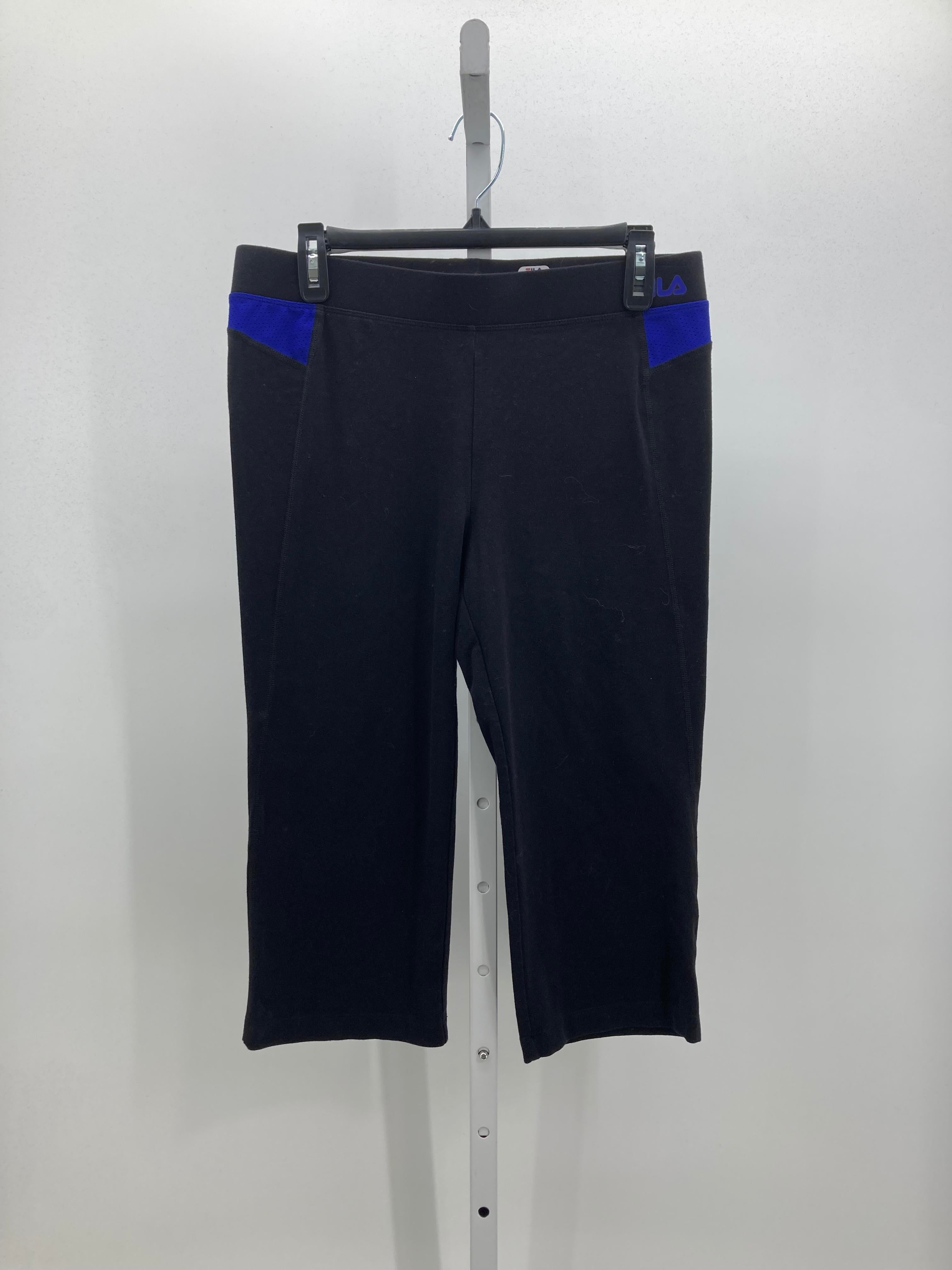 Fila Size Medium Misses Capri Pants