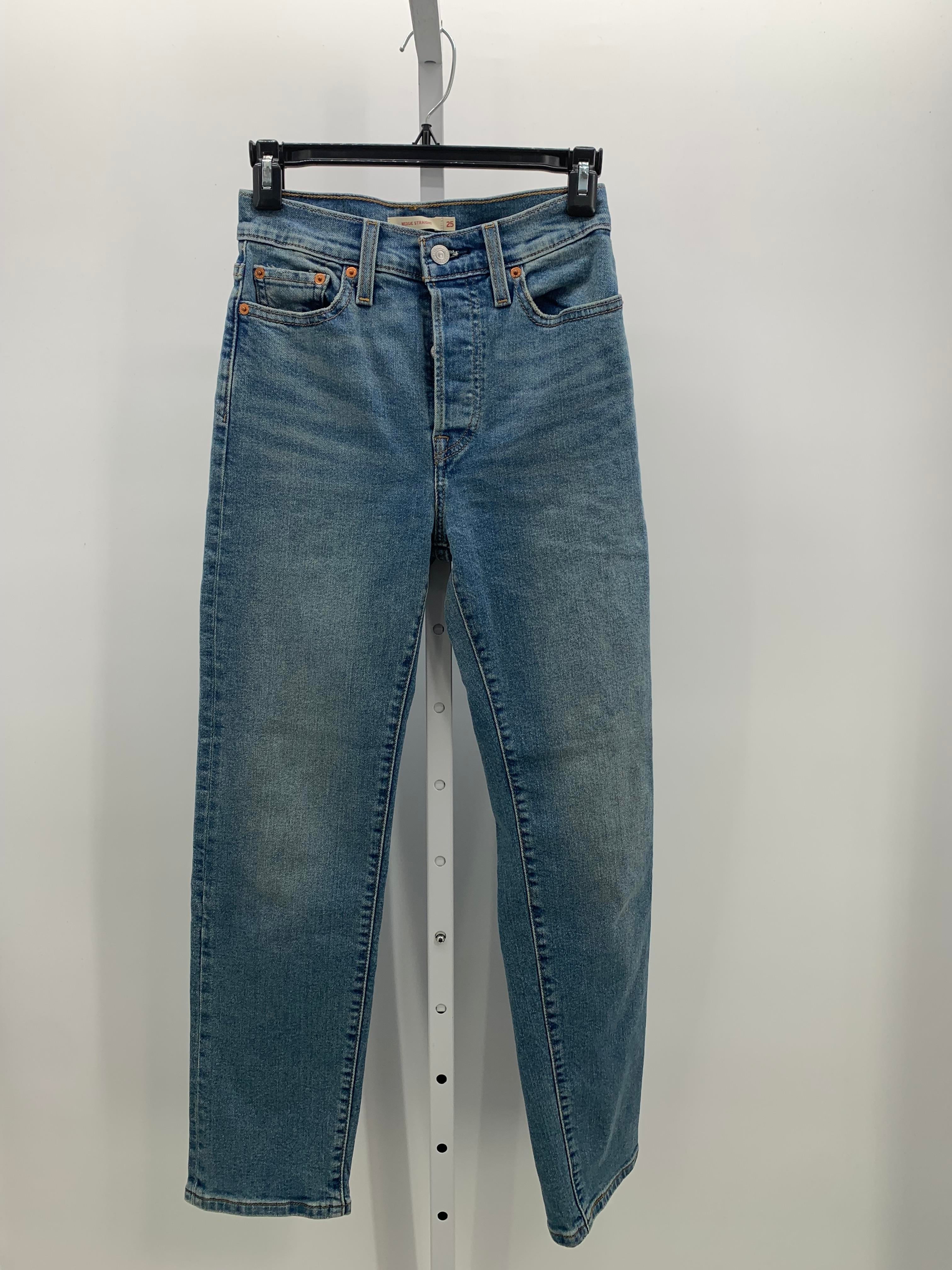 Levis Size 0 Misses Jeans