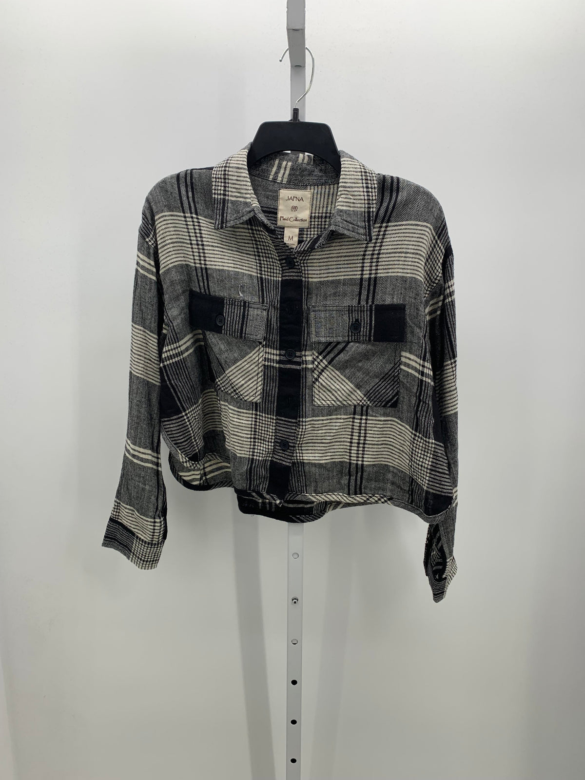 Japna Size Medium Juniors Long Sleeve Shirt
