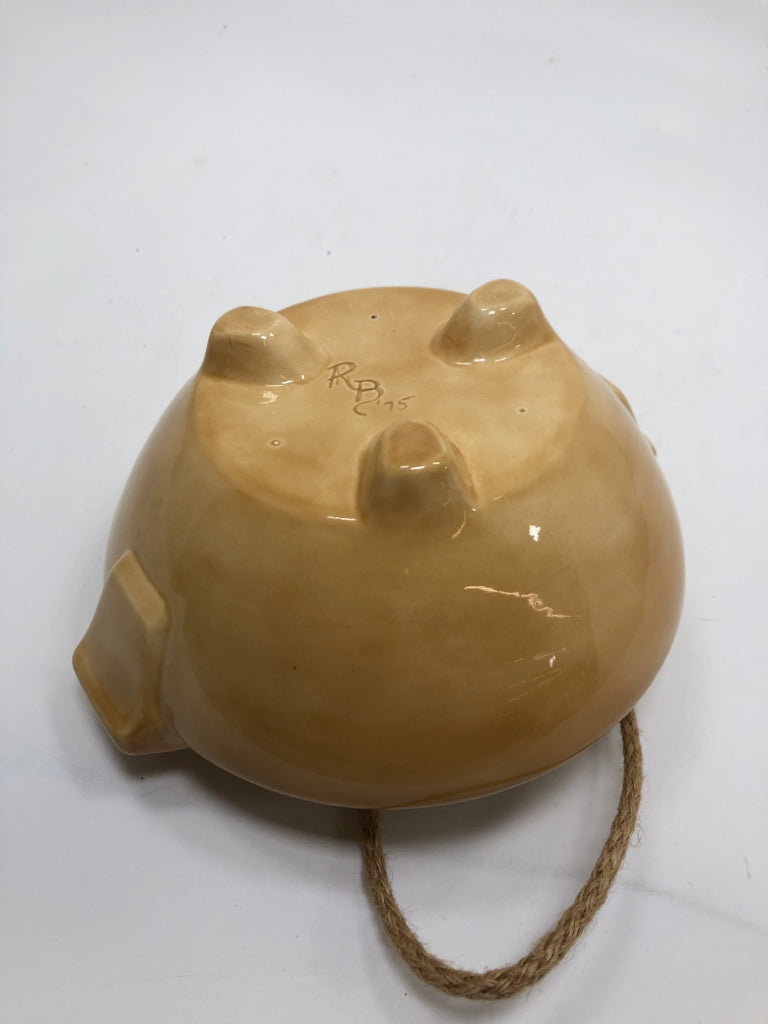 BROWN HANGING POTTER PLANTER.