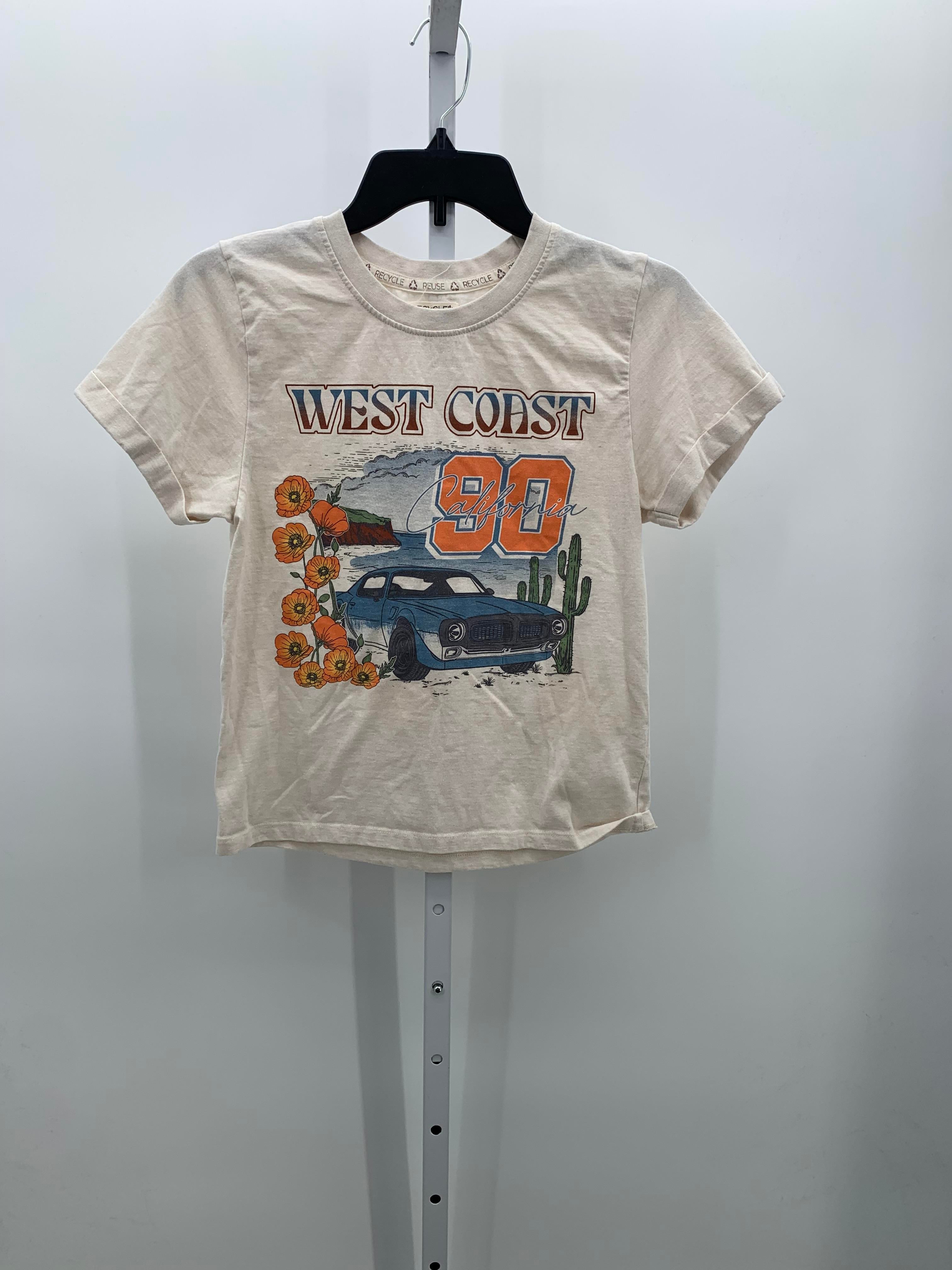 Size Small Juniors Short Sleeve Shirt