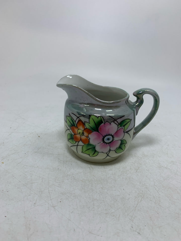 ASIAN STYLE IRIDESCENT CREAMER.