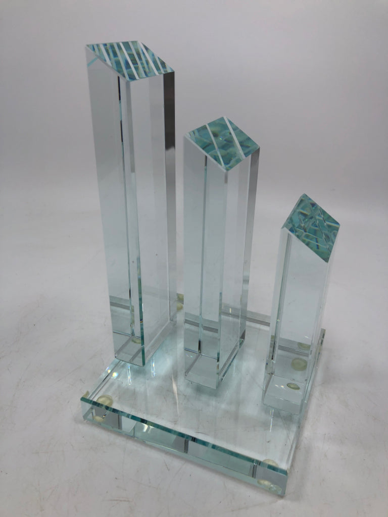 HEAVY CLEAR GLASS/CRYSTAL FILE SORTER SCULPTURE.