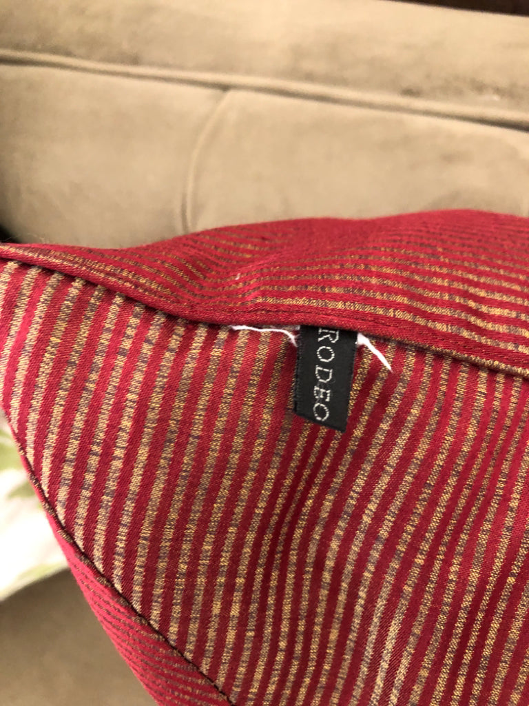 RED PILLOW STRIPED W/GOLD.