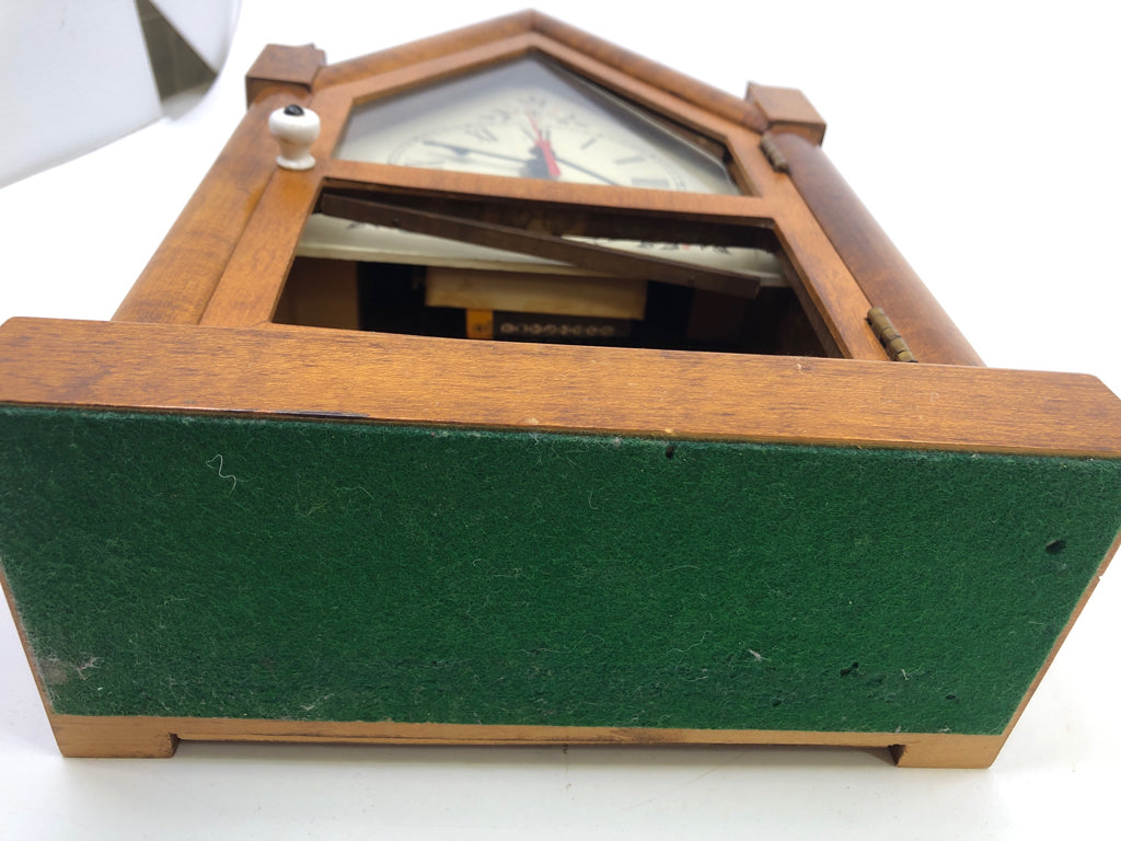 VTG HEAVY STEEPLE MANTLE CLOCK.