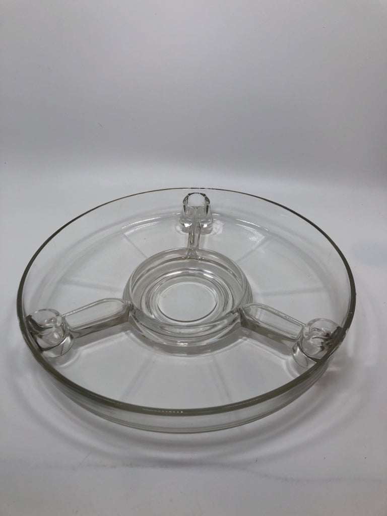 VTG STYLE DIVIDED GLASS SERVING TRAY.