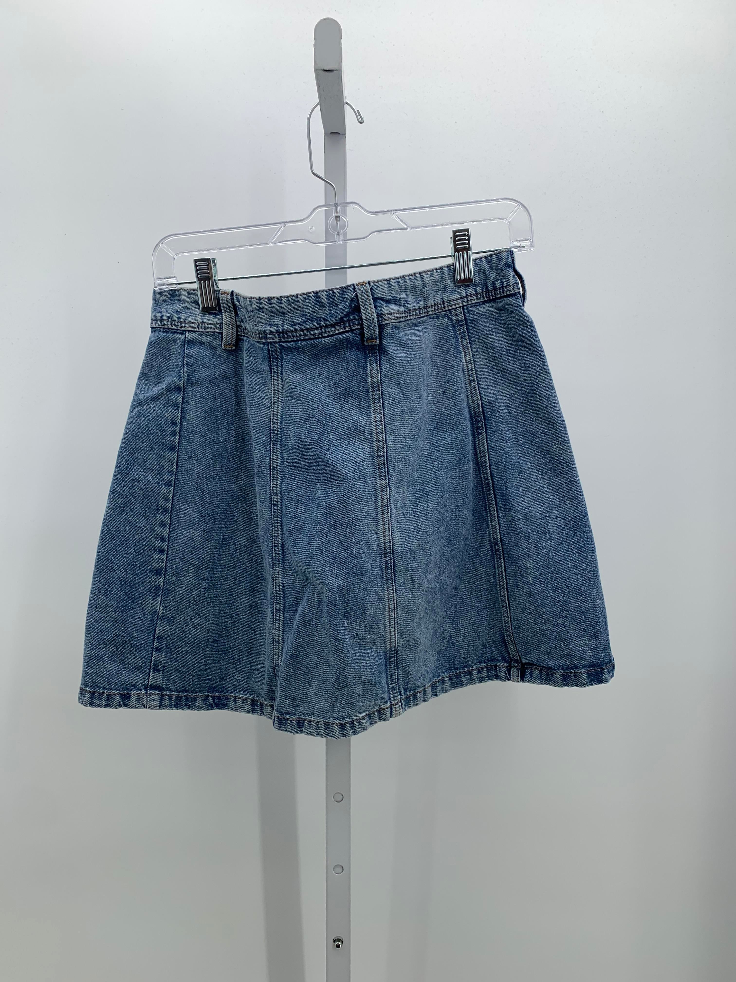 Divided Size 8 Juniors Skirt