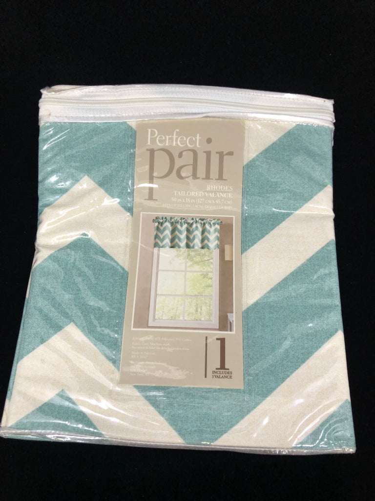 NIP TEAL/WHITE WINDOW VALANCE.