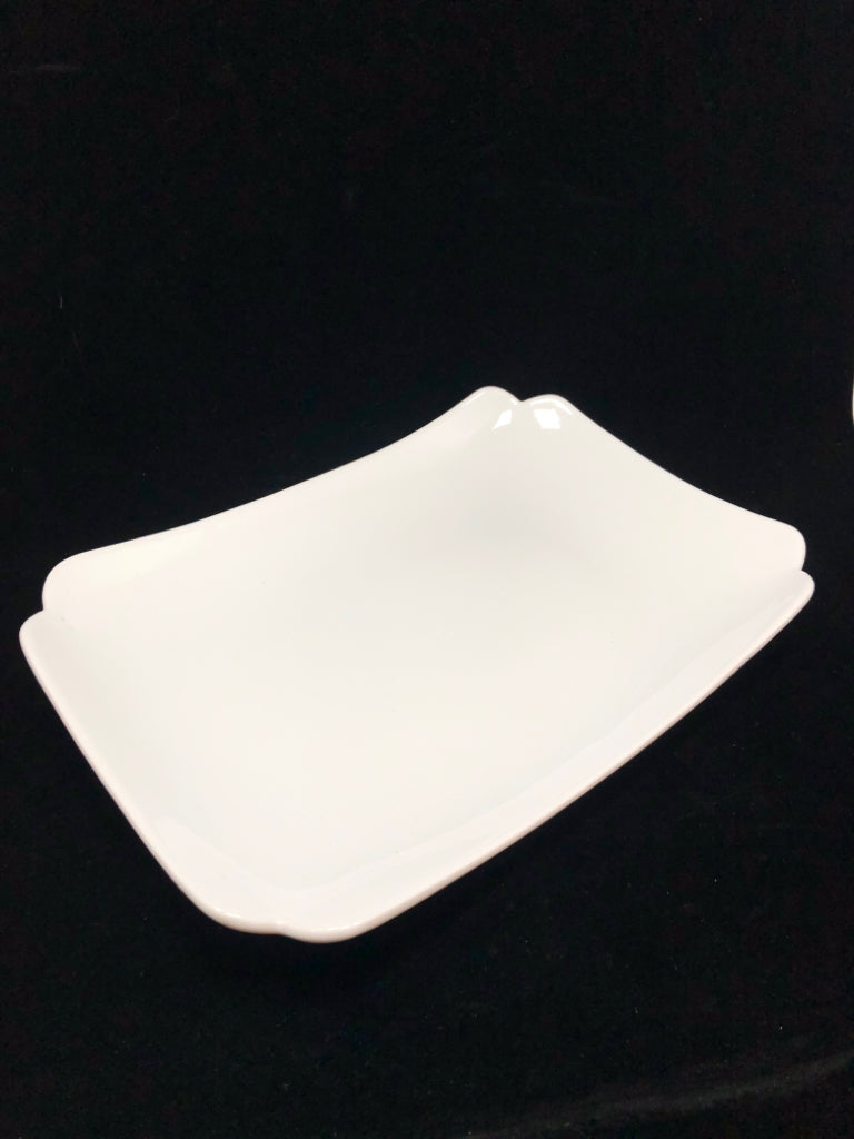 WHITE PORTUGAL PLATTER W/CURVED CORNERS.