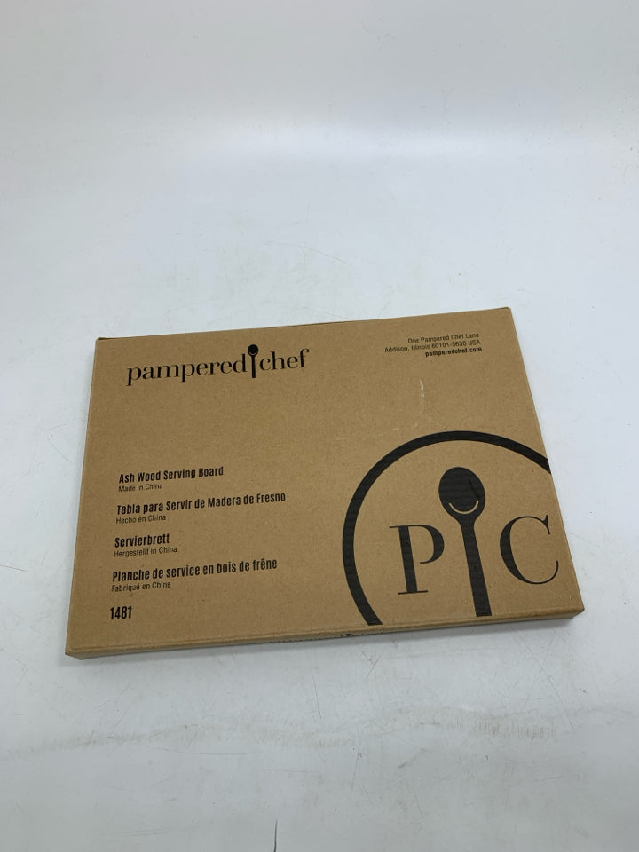 NIB ASH WOOD SERVING BOARD #1481.