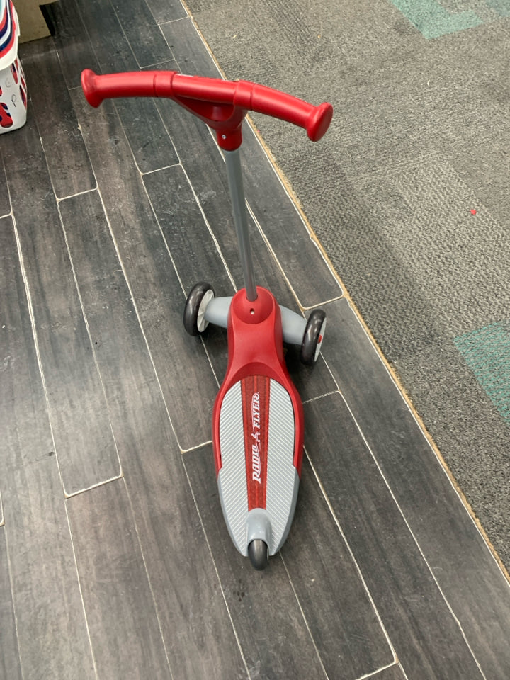 RADIO FLYER SCOOTER