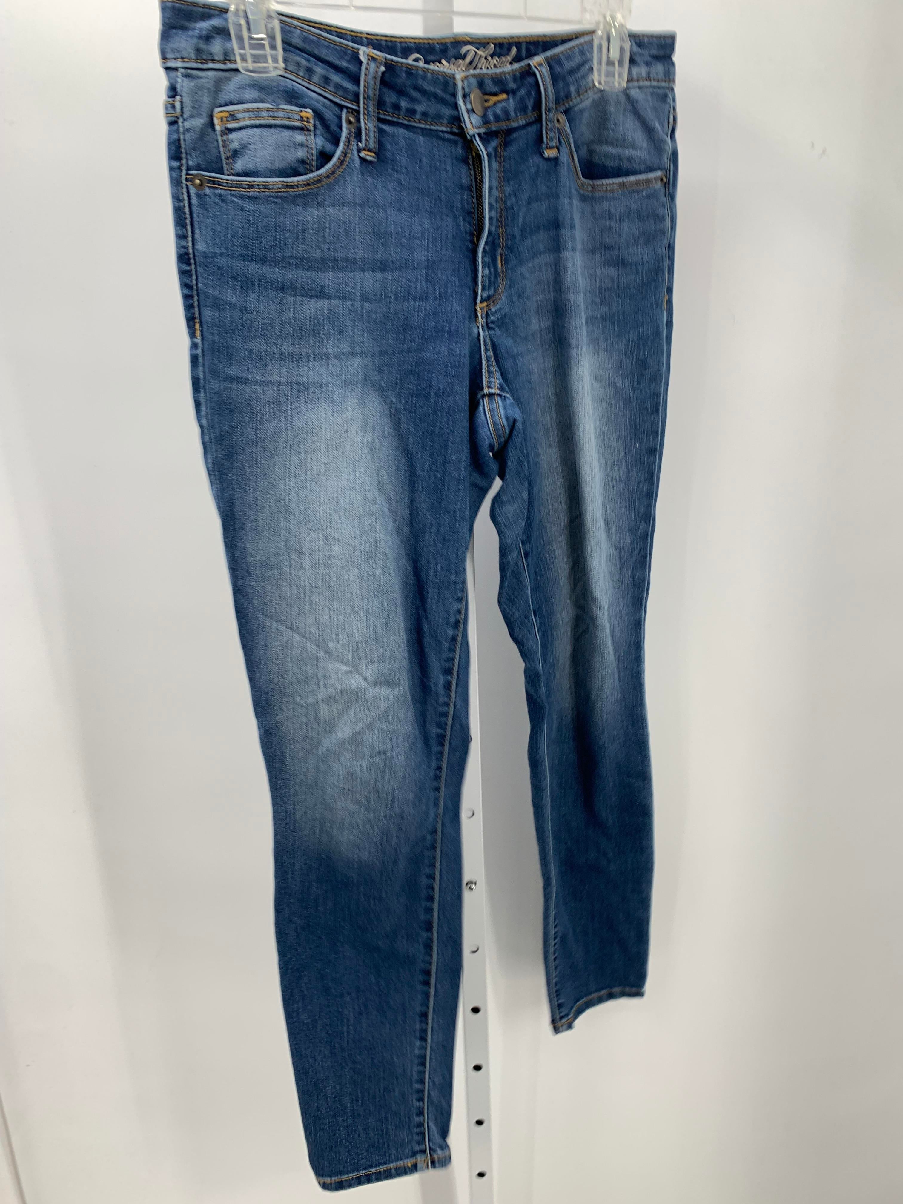 Universal Thread Size 4 Short Misses Jeans