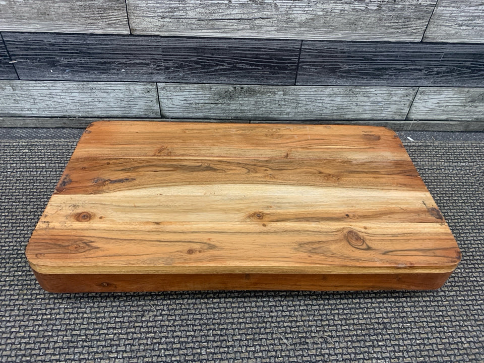 LG WOODEN TRAY METAL HANDLES.
