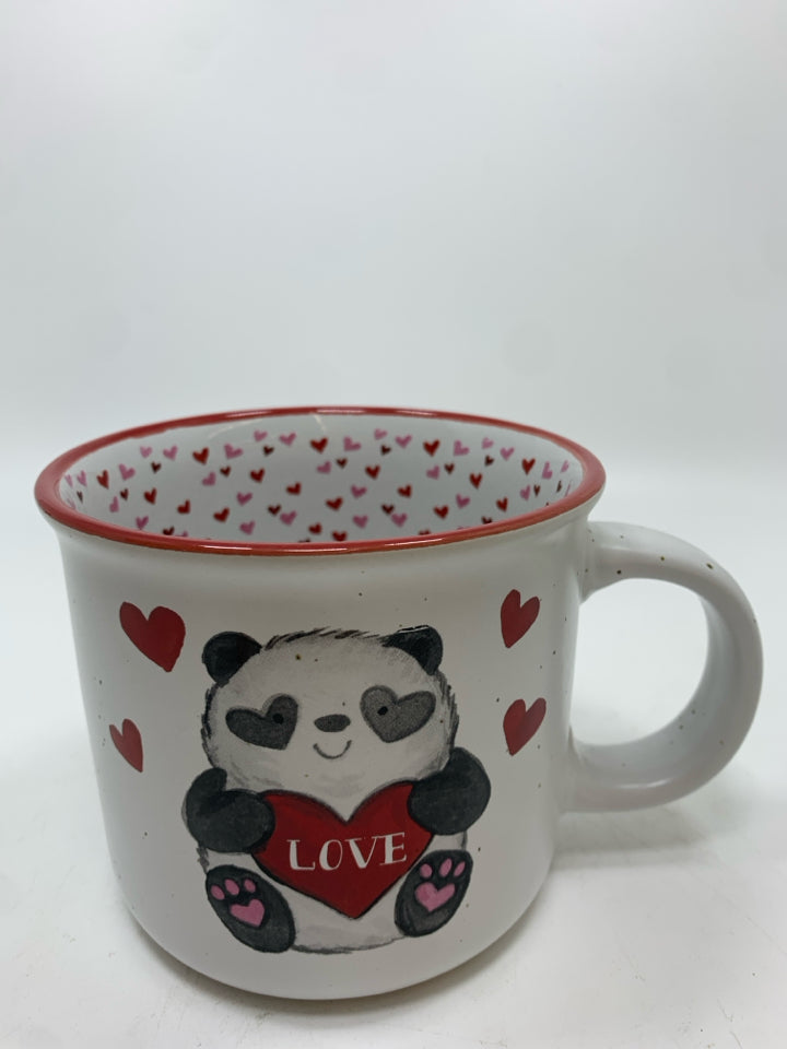 PANDA W/LOVE HEART MUG.