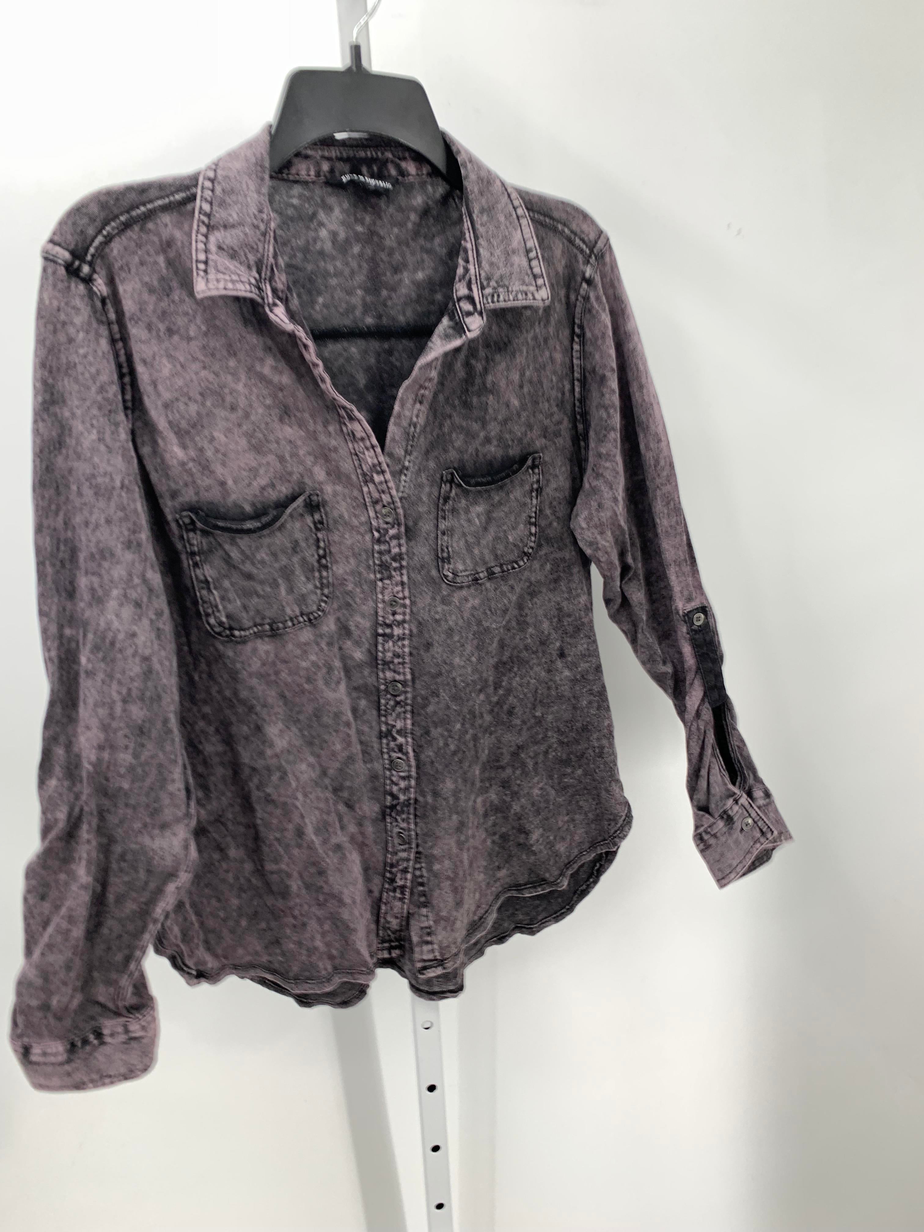 Rock & Republic Size Medium Misses Long Sleeve Shirt