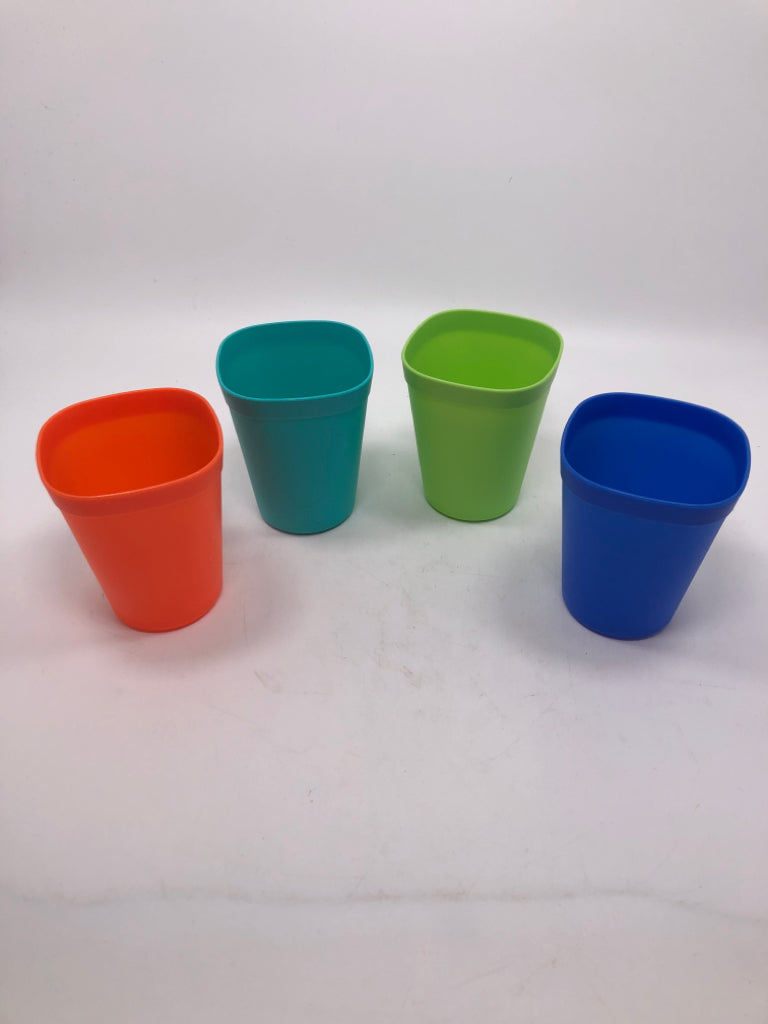 20PC PLASTIC KIDS MULTI COLOR DINNER SET IN BAG.
