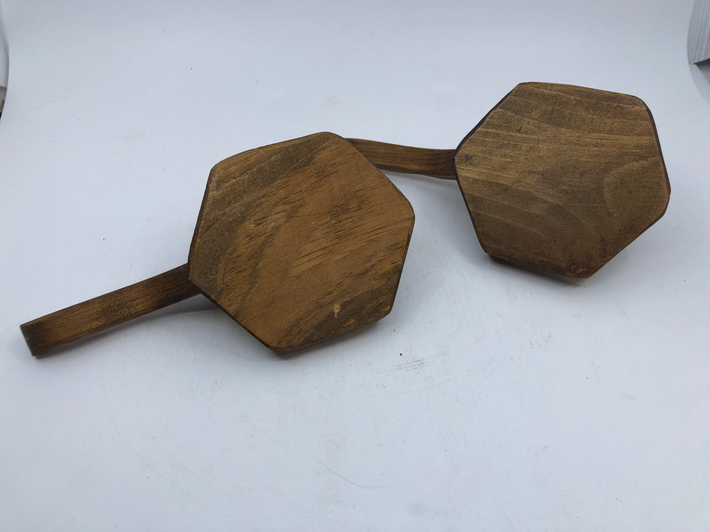2 VTG WOOD TAPER CANDLE HOLDERS.