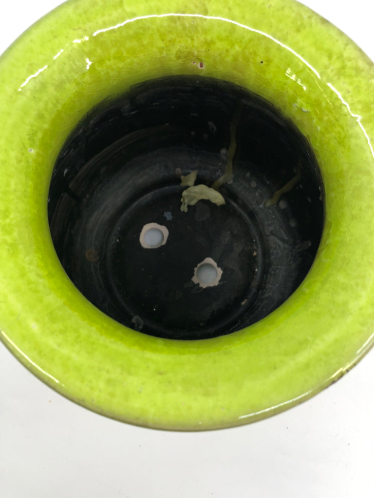 DISTRESSED LIME GREEN CERAMIC PLANTER CRACKLE DESIGN BRAIDED HANDLES.