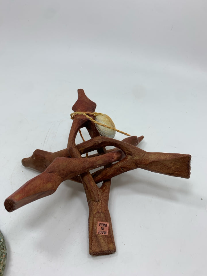 2PC CARVED WOODEN STAND W/IRIDESCENT SEASHELL.