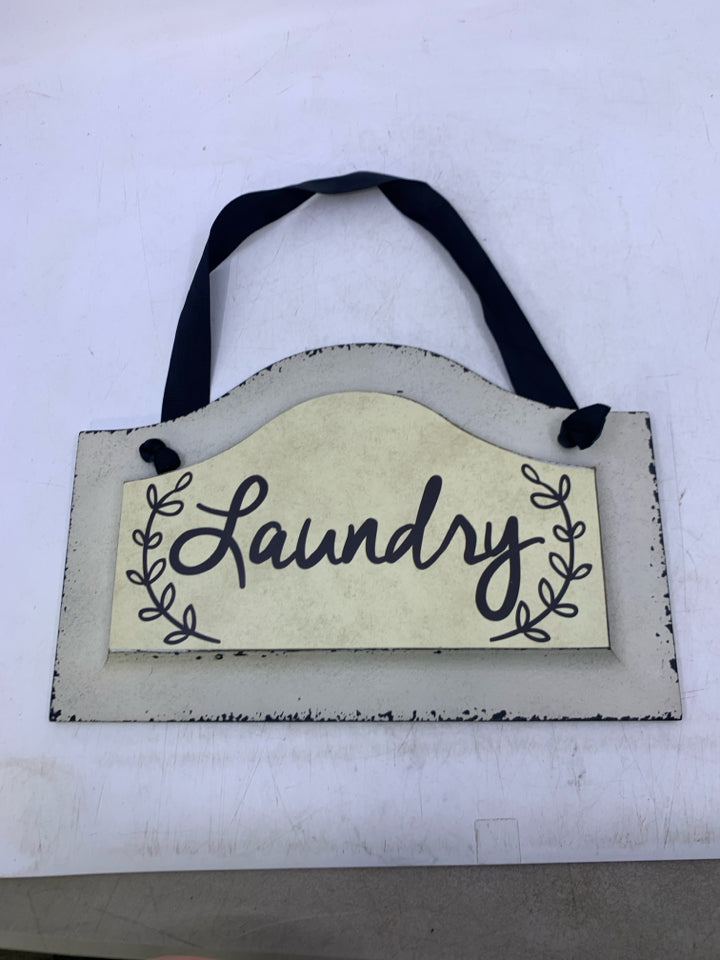 WHITE DISTRESSED LAUNDRY SIGN, 8 " X 12"