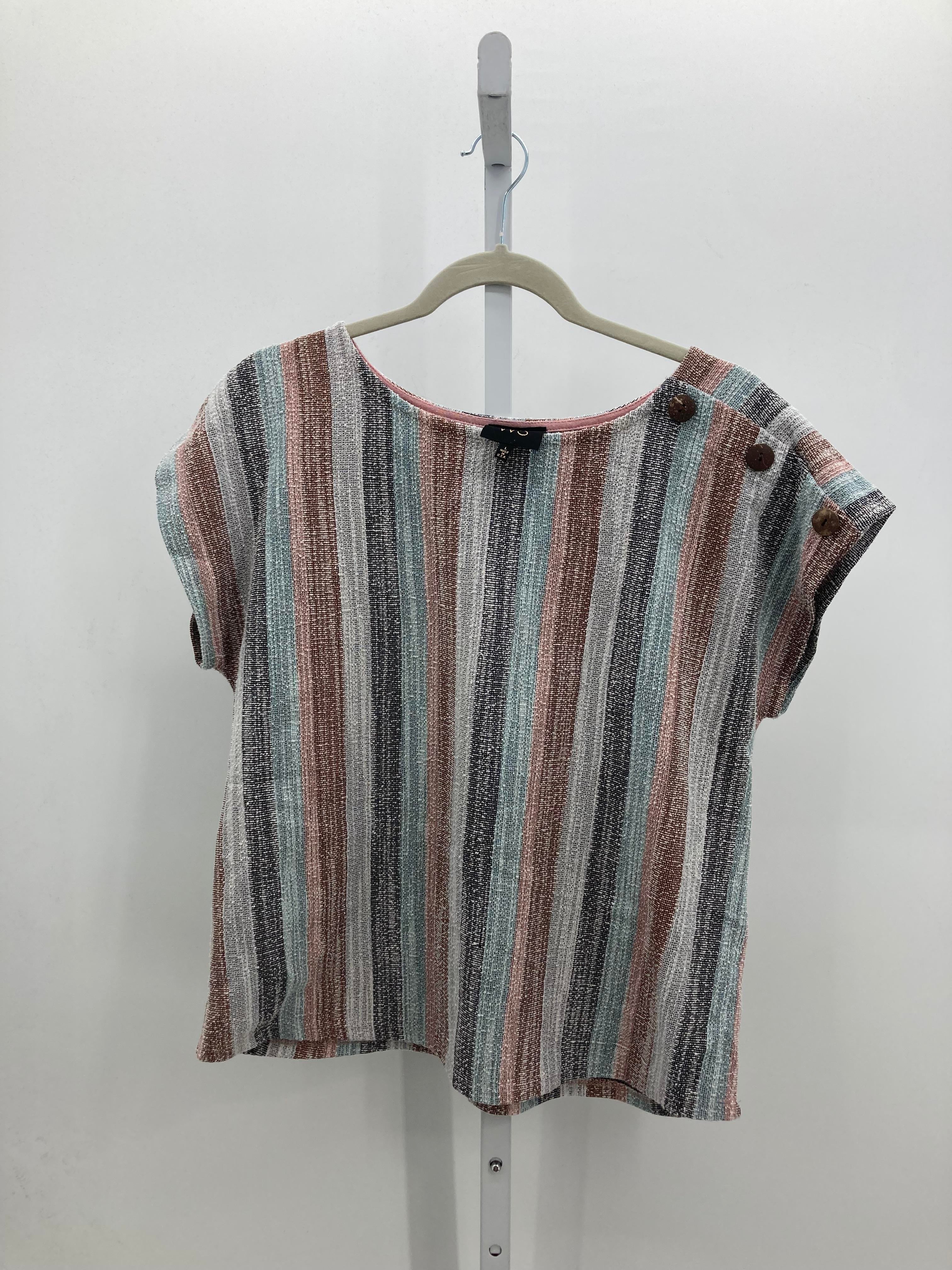 W5 Size Large Misses Short Sleeve Shirt