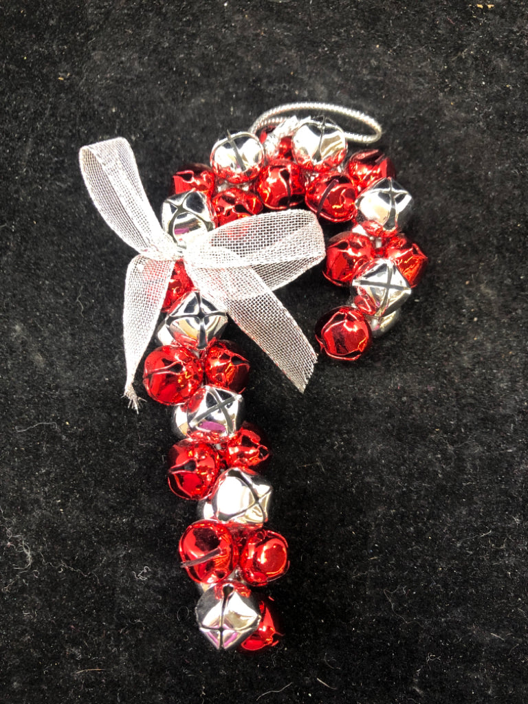 RED/WHITE JINGLE BELL CANDY CANE.