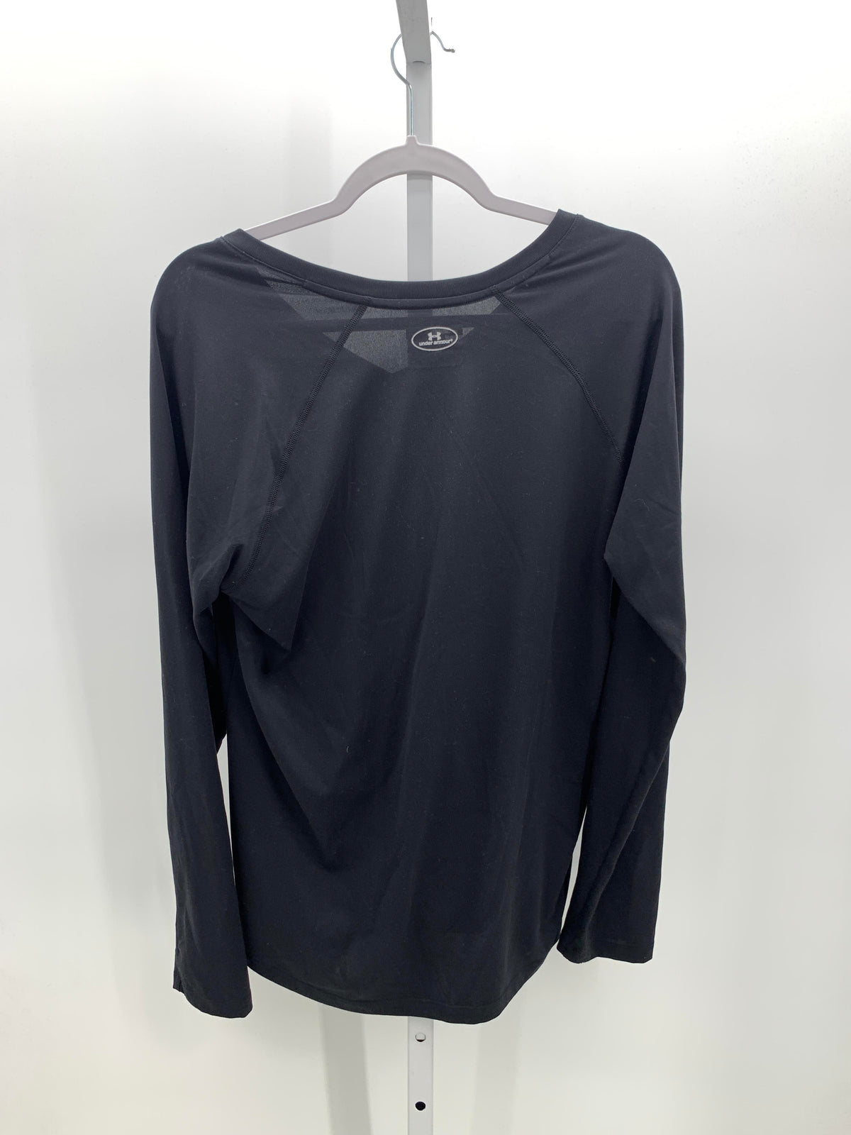 Under Armour Size Extra Large Misses Long Sleeve Shirt