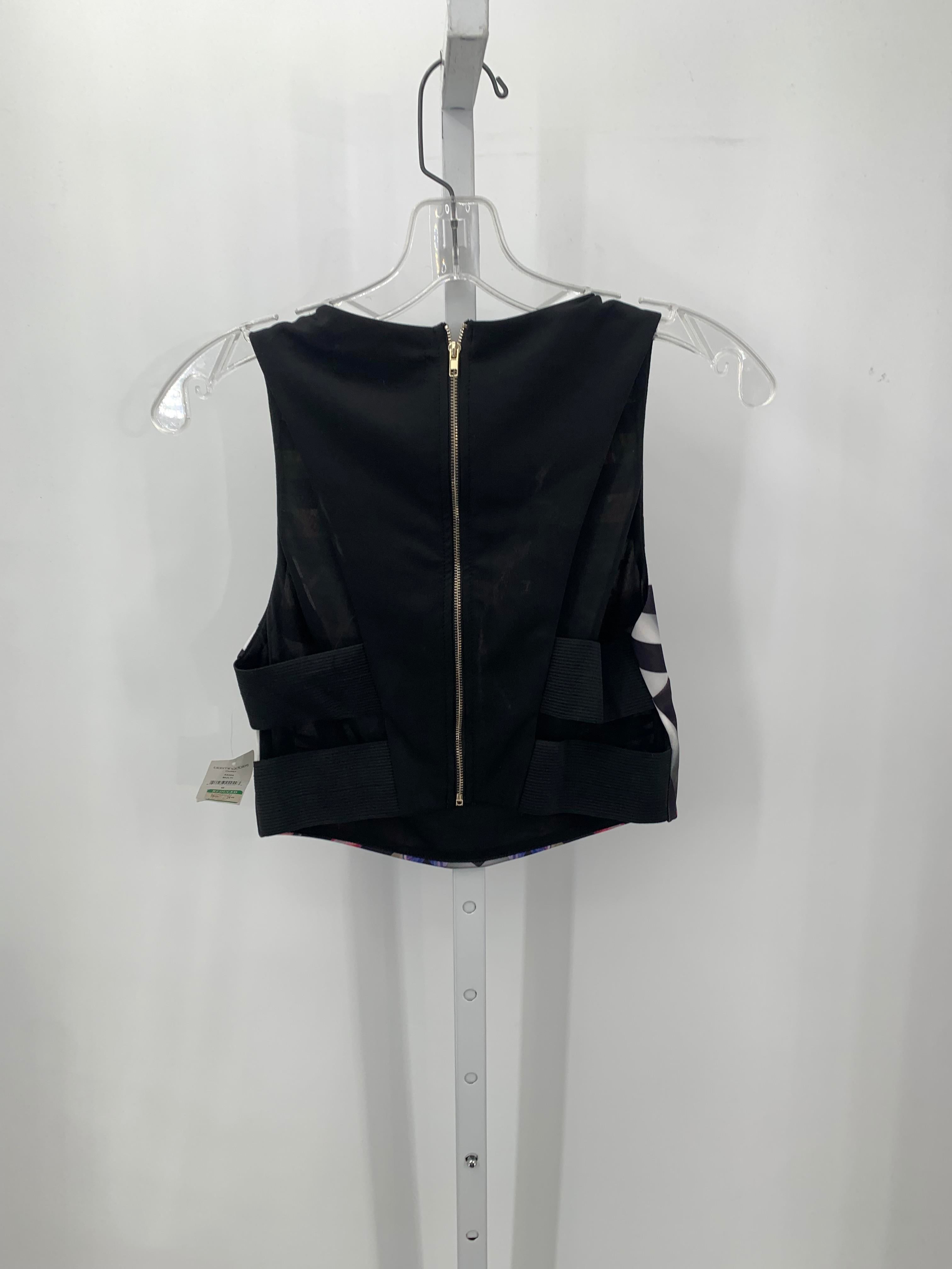 Size Medium Misses Sleeveless Shirt