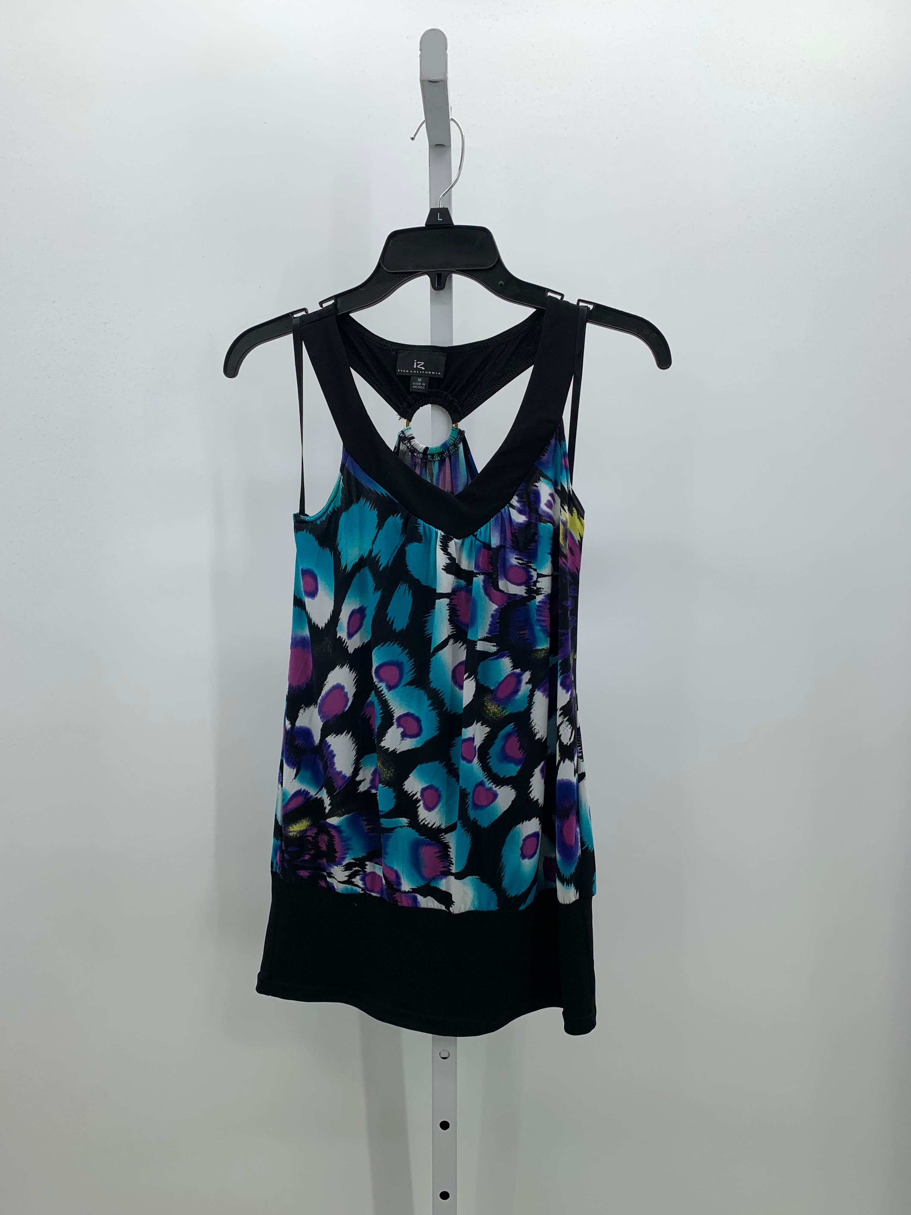 IZ Byer Size Medium Juniors Sleeveless Shirt