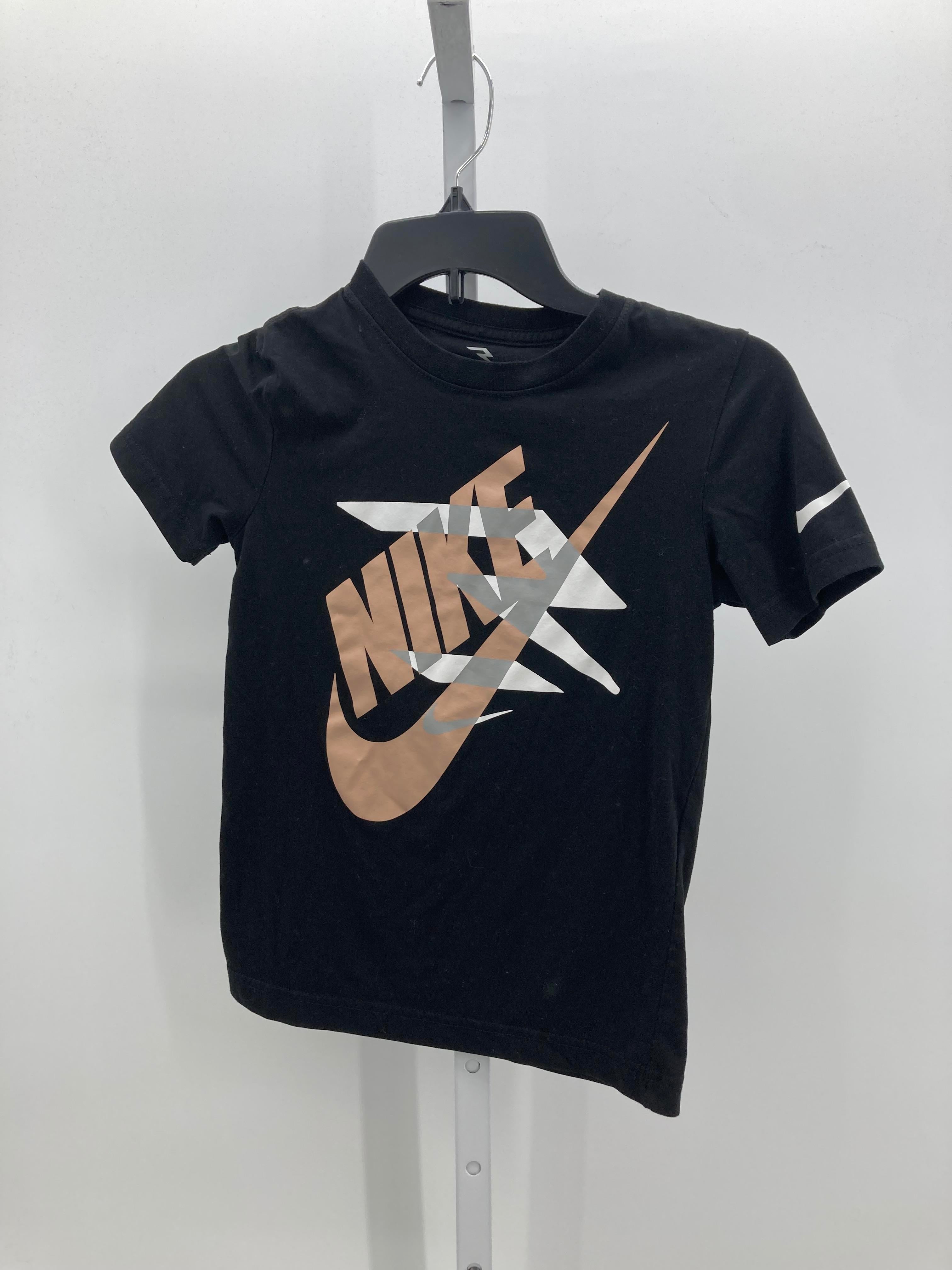 Nike Size 8-10 Girls Short Sleeve Shirt