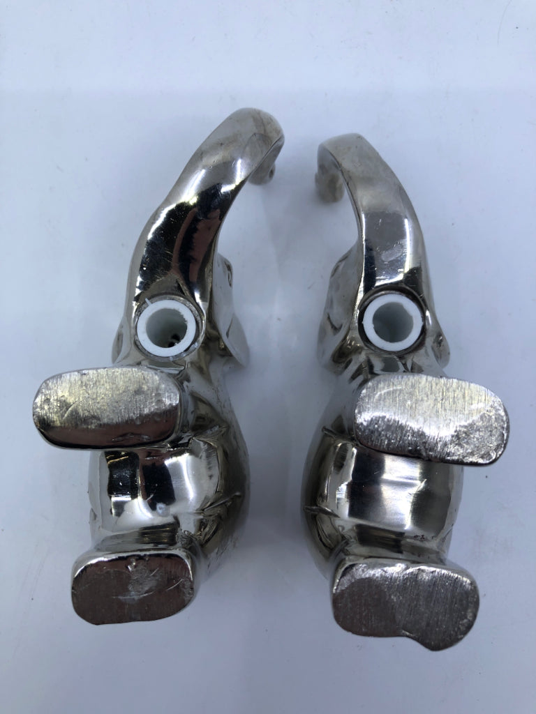 HEAVY METAL SALT AND PEPPER SAHKERS.