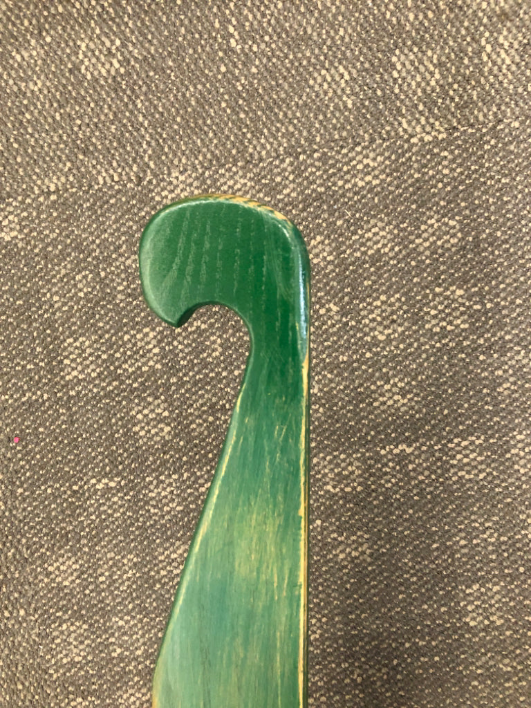 VTG GREEN BLANKET LADDER.