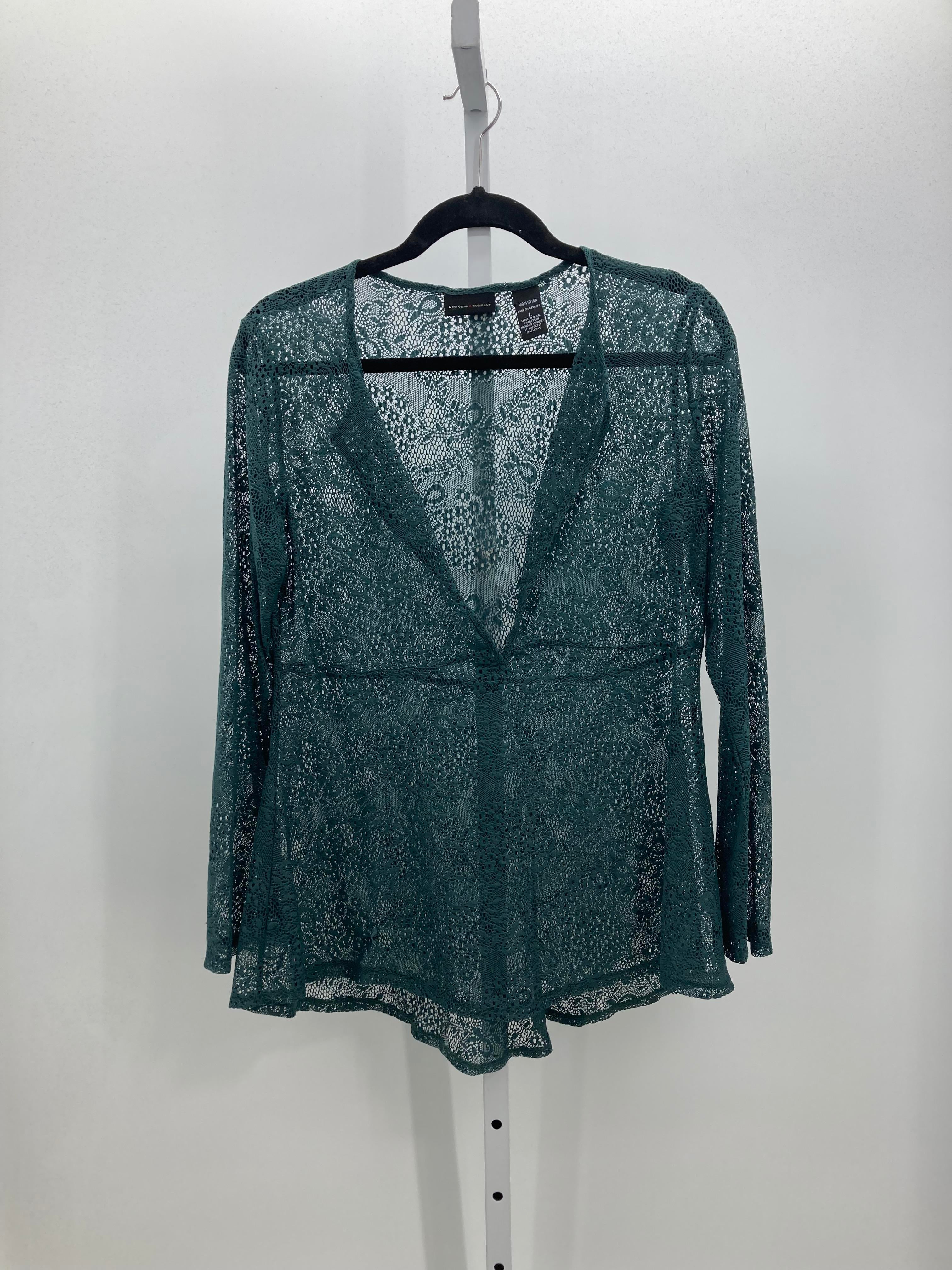 New York & co. Size Large Misses Long Sleeve Shirt