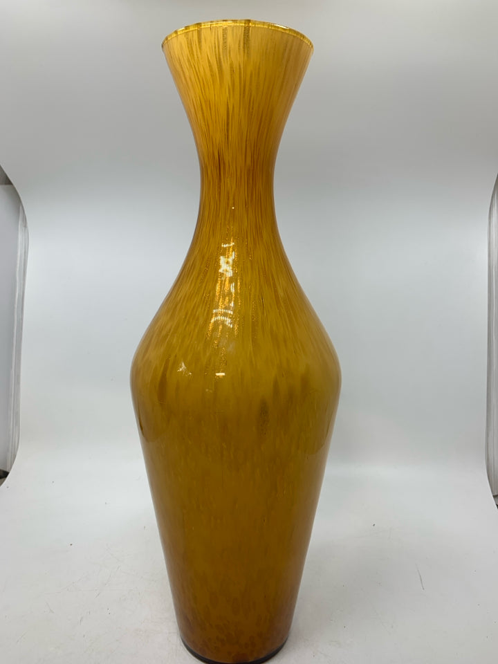 SPECKLED BLOWN TALL GLASS VASE.